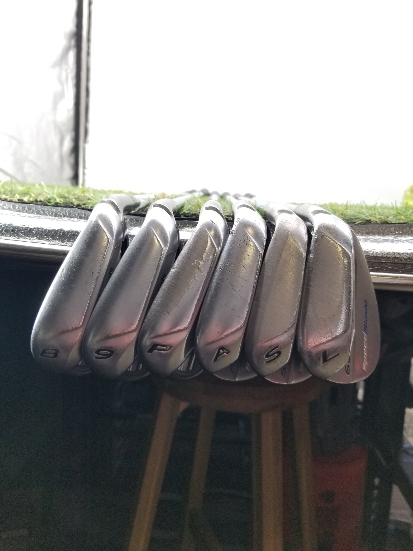 2013 TAYLORMADE SPEEDBLADE IRON SET 8I-PW,GW,SW,LW REG NIPPON SHAFT FAIR