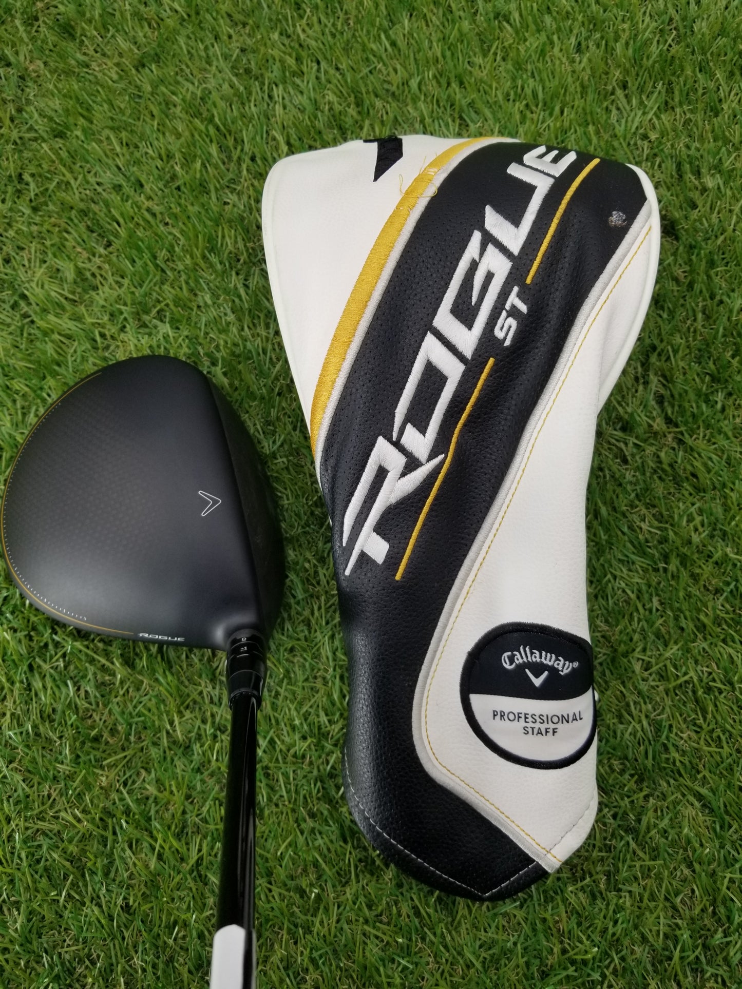 LEFTY CALLAWAY ROGUE ST TRIPLE DIAMOND LS DRIVER 10.5* TXSTIFF TENSEI VERYGOOD