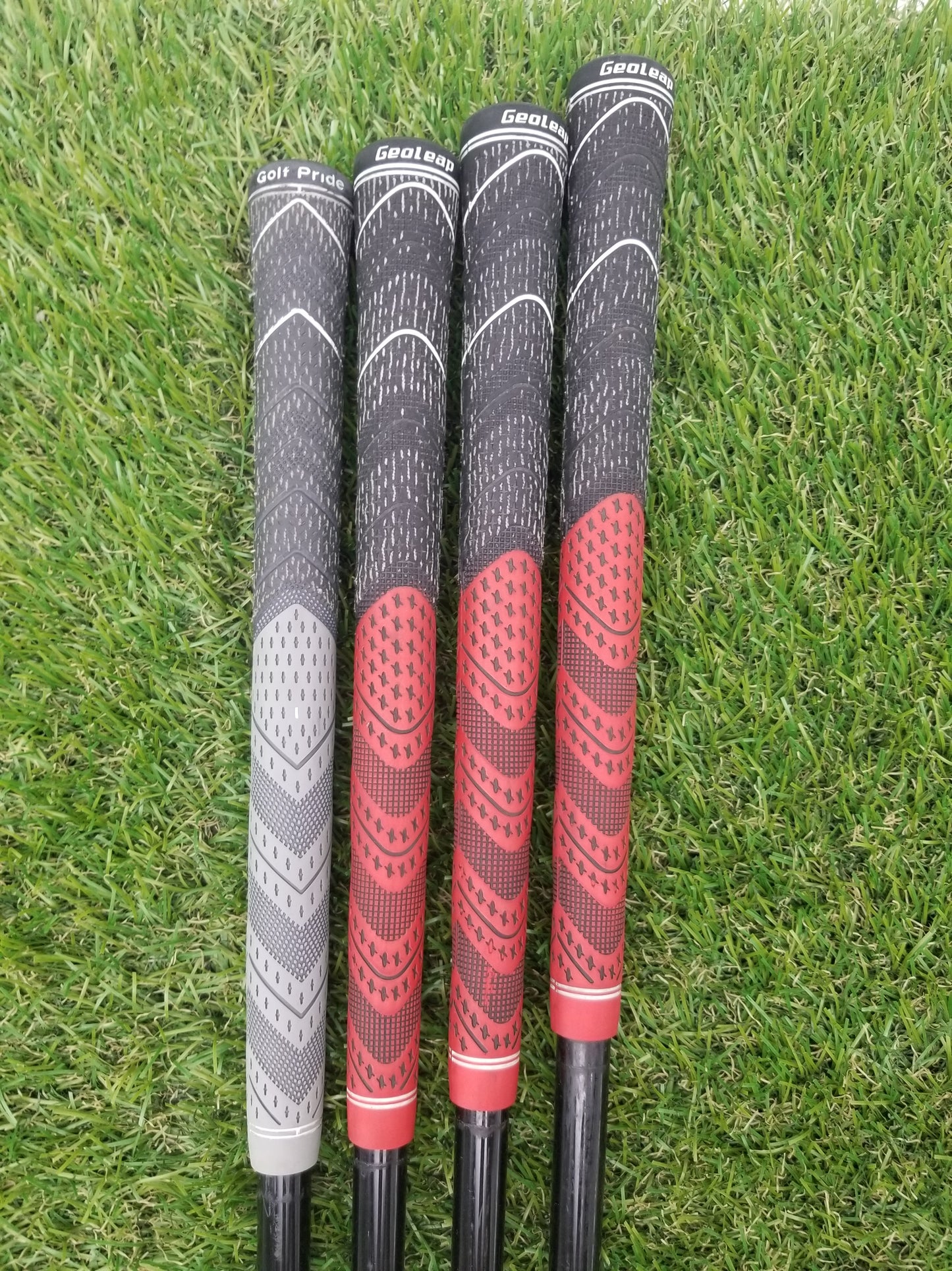 2016 TAYLORMADE M2 IRON SET 7I-PW REGULAR REAX RED 65 GOOD