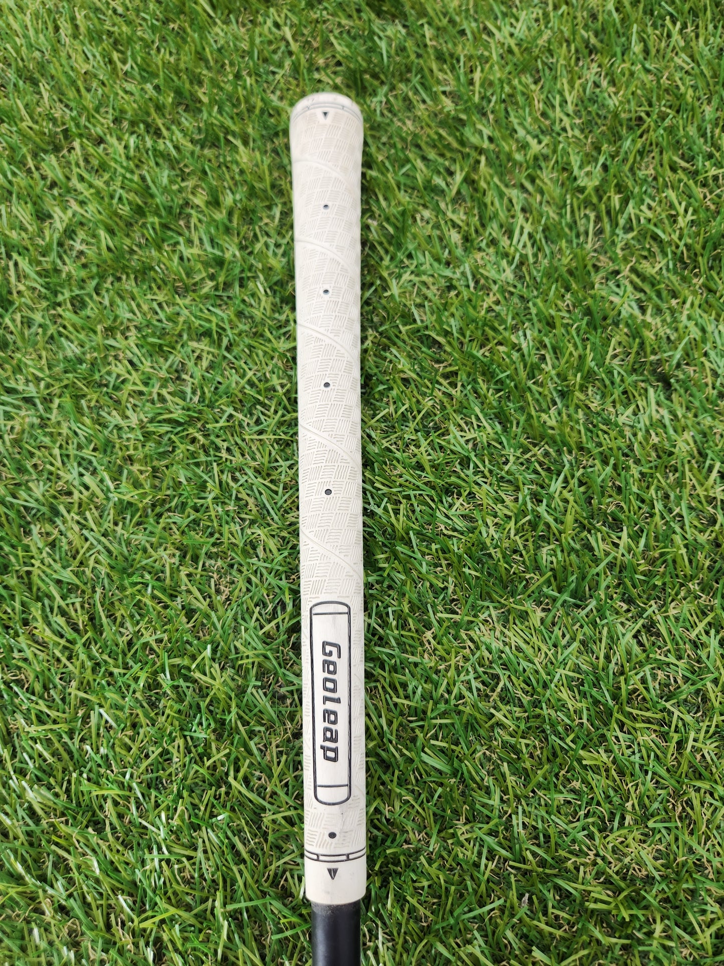 TOMMY ARMOUR 845S SILVER SCOT 5 IRON STIFF G FORCE 2 TS 105 38" GOOD