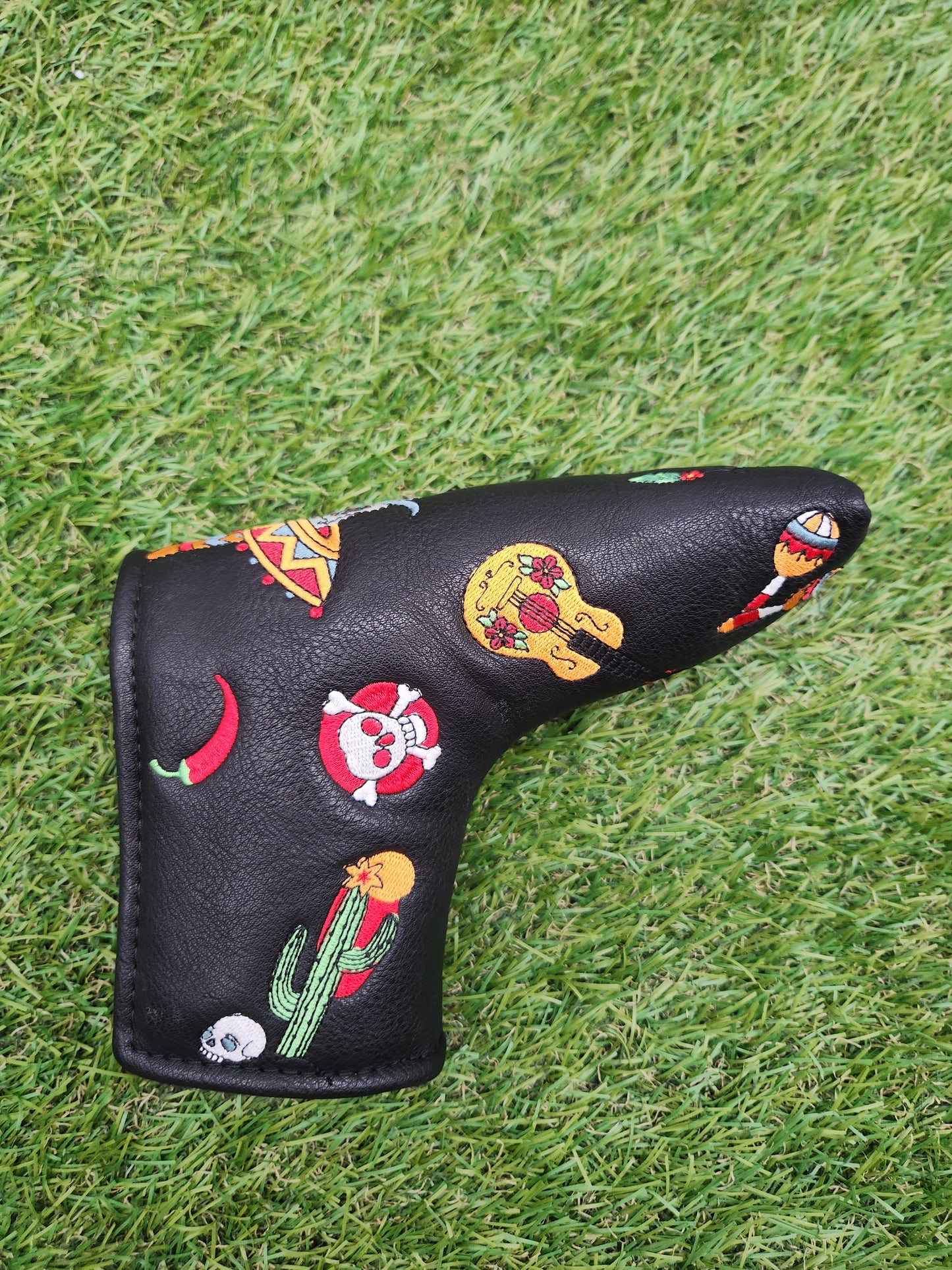 ALIEN NANA DIA DE LOS MUERTOS BLADE PUTTER HEADCOVER GOOD