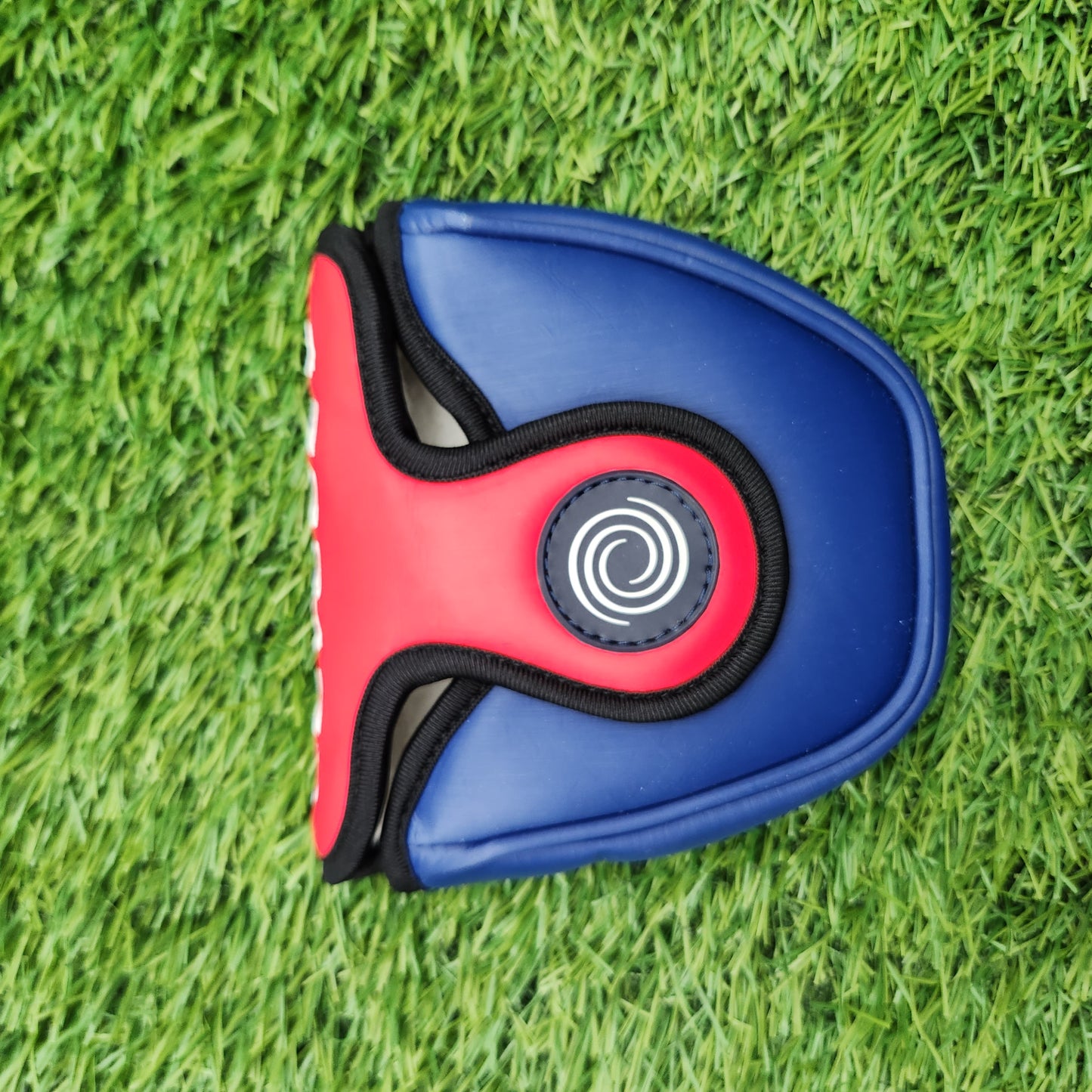 ODYSSEY RED WHITE AND BLUE MALLET PUTTER HEADCOVER VERYGOOD