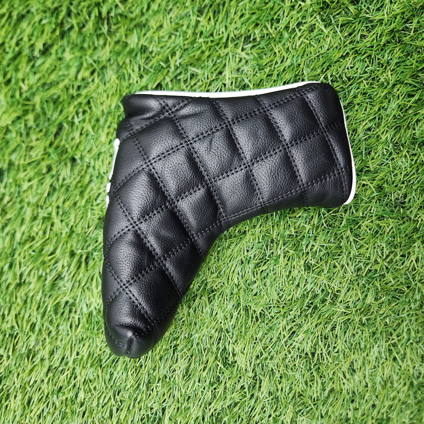 PING PREMIUM BLACK LEATHER BLADE PUTTER HEADCOVER VERYGOOD