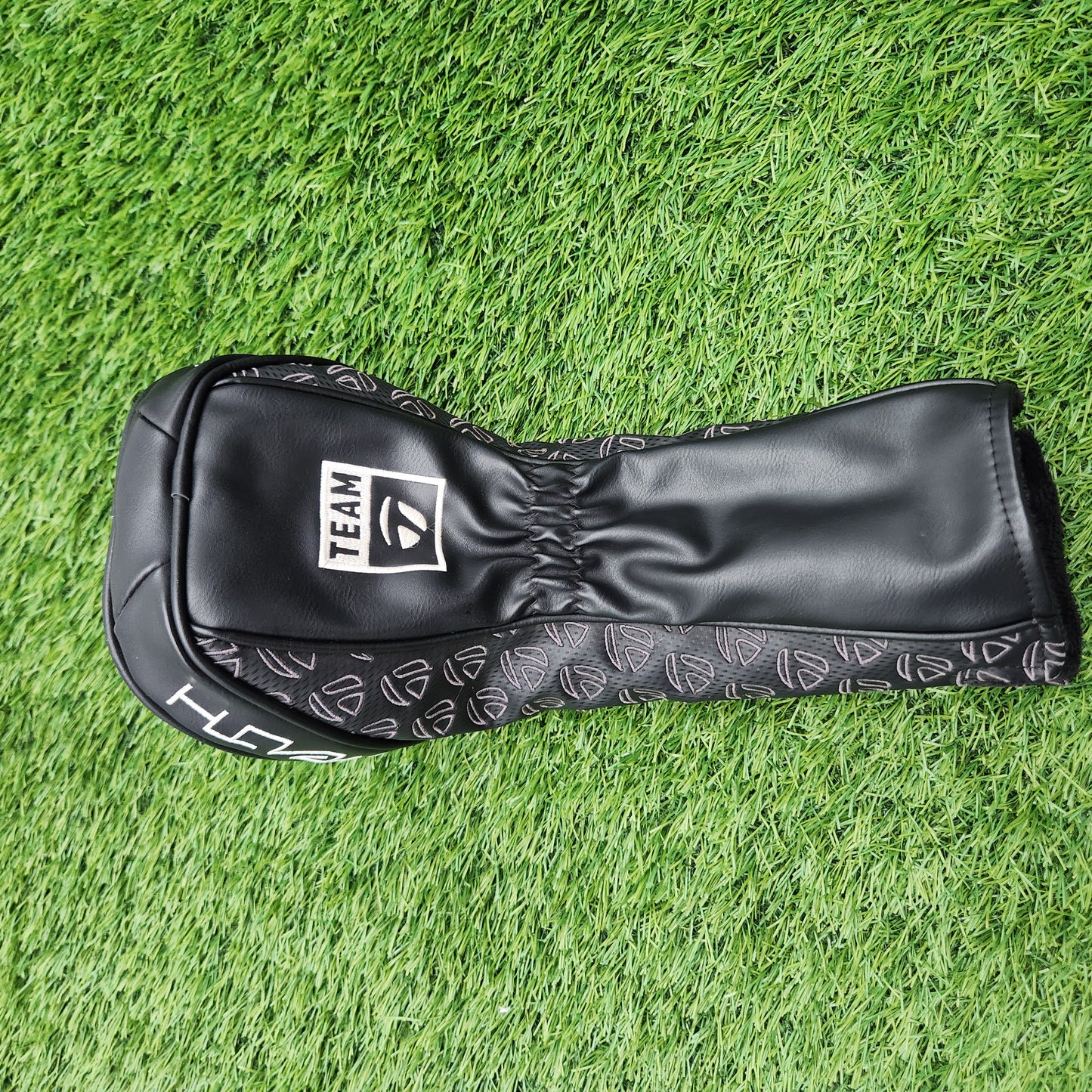 TAYLORMADE TEAM TAYLORMADE STEALTH BLACK HEADCOVER VERYGOOD