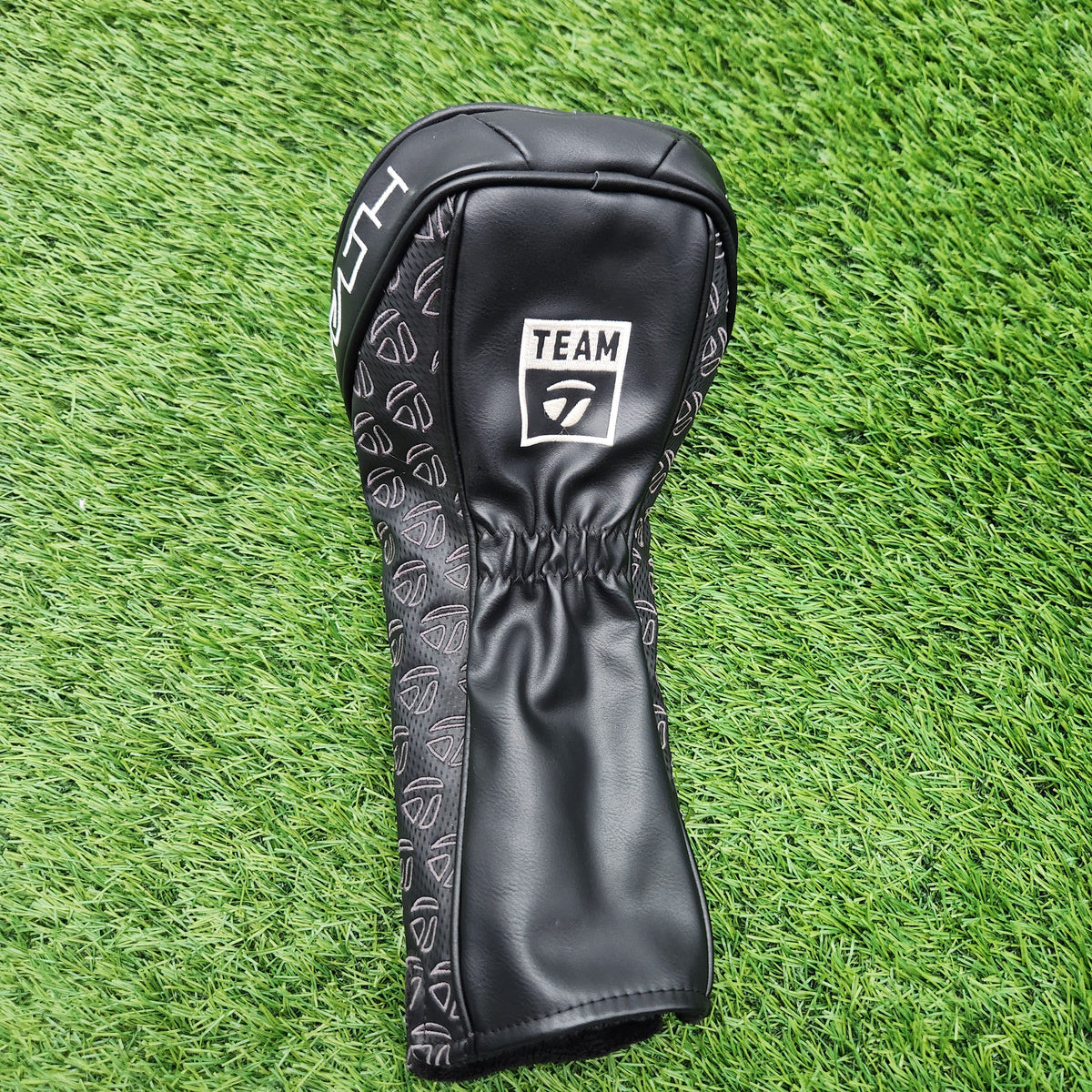 TAYLORMADE TEAM TAYLORMADE STEALTH BLACK HEADCOVER VERYGOOD
