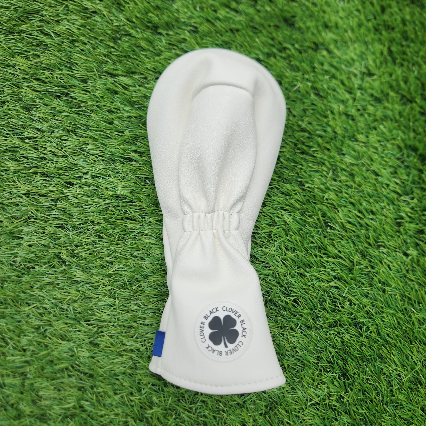 CMC DESIGN BLACK CLOVER WHITE AND RED FAIRWAY HEADCOVER VERYGOOD