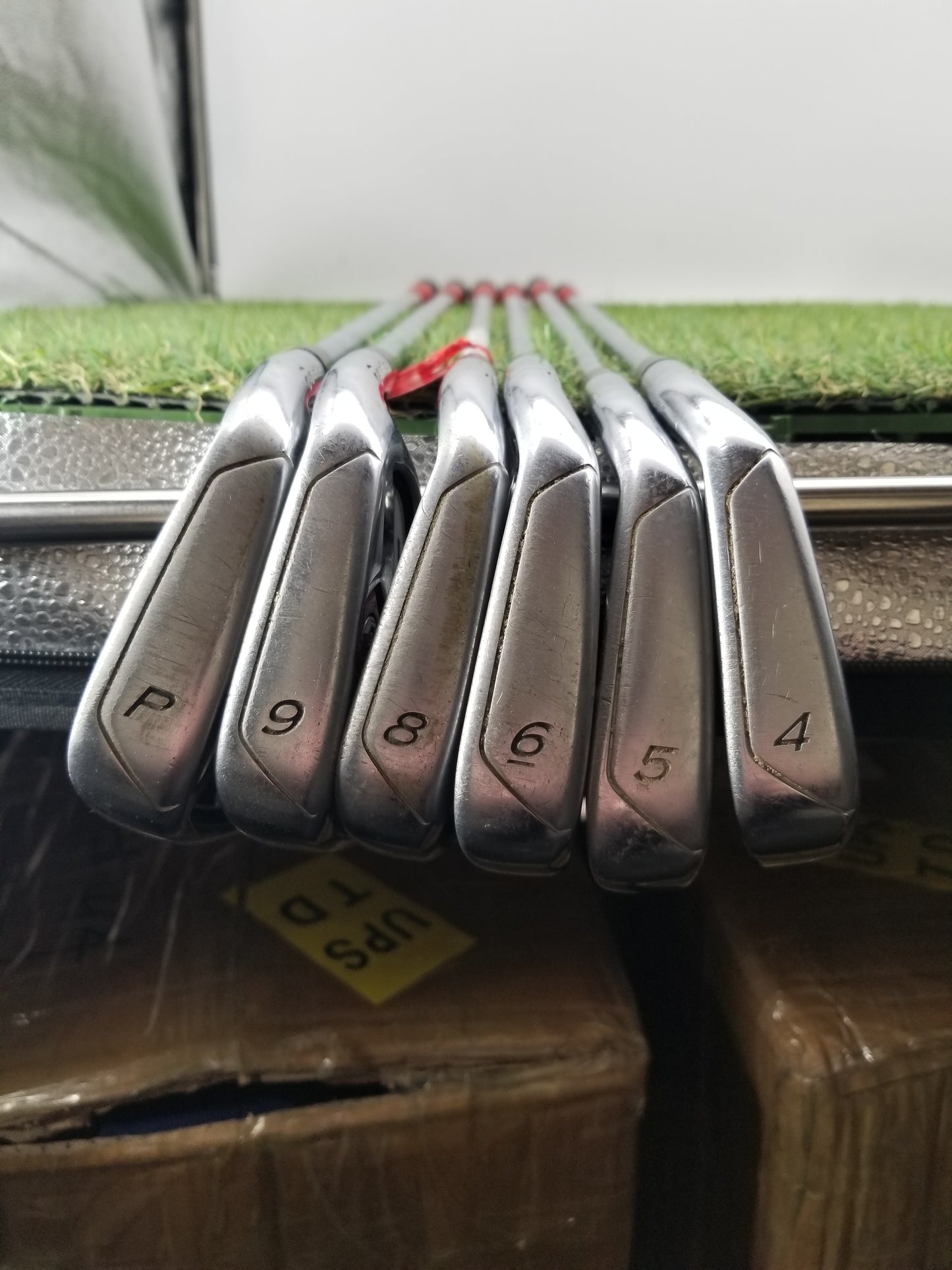 2011 TAYLORMADE R11 IRON SET 4-PW (NO 7IRON) XSTIFF TT DYN.GOLD X100 FAIR