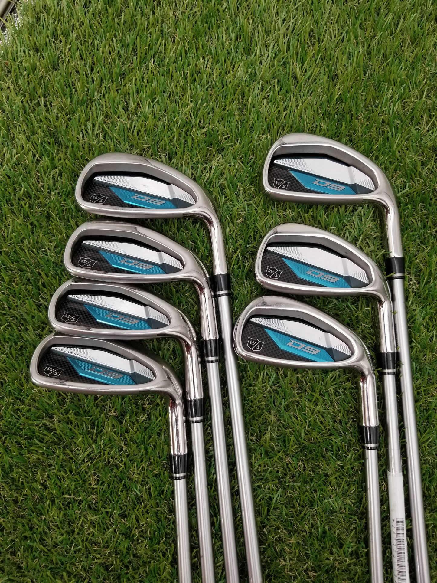 2021 WILSON STAFF D9 IRON SET 6I-SW LADIES ALDILA QUARANTA 40 GOOD