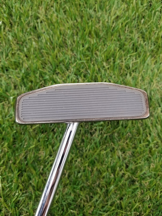 BOBBY GRACE NIGHT AND DAY S PUTTER 35" +HC GOOD