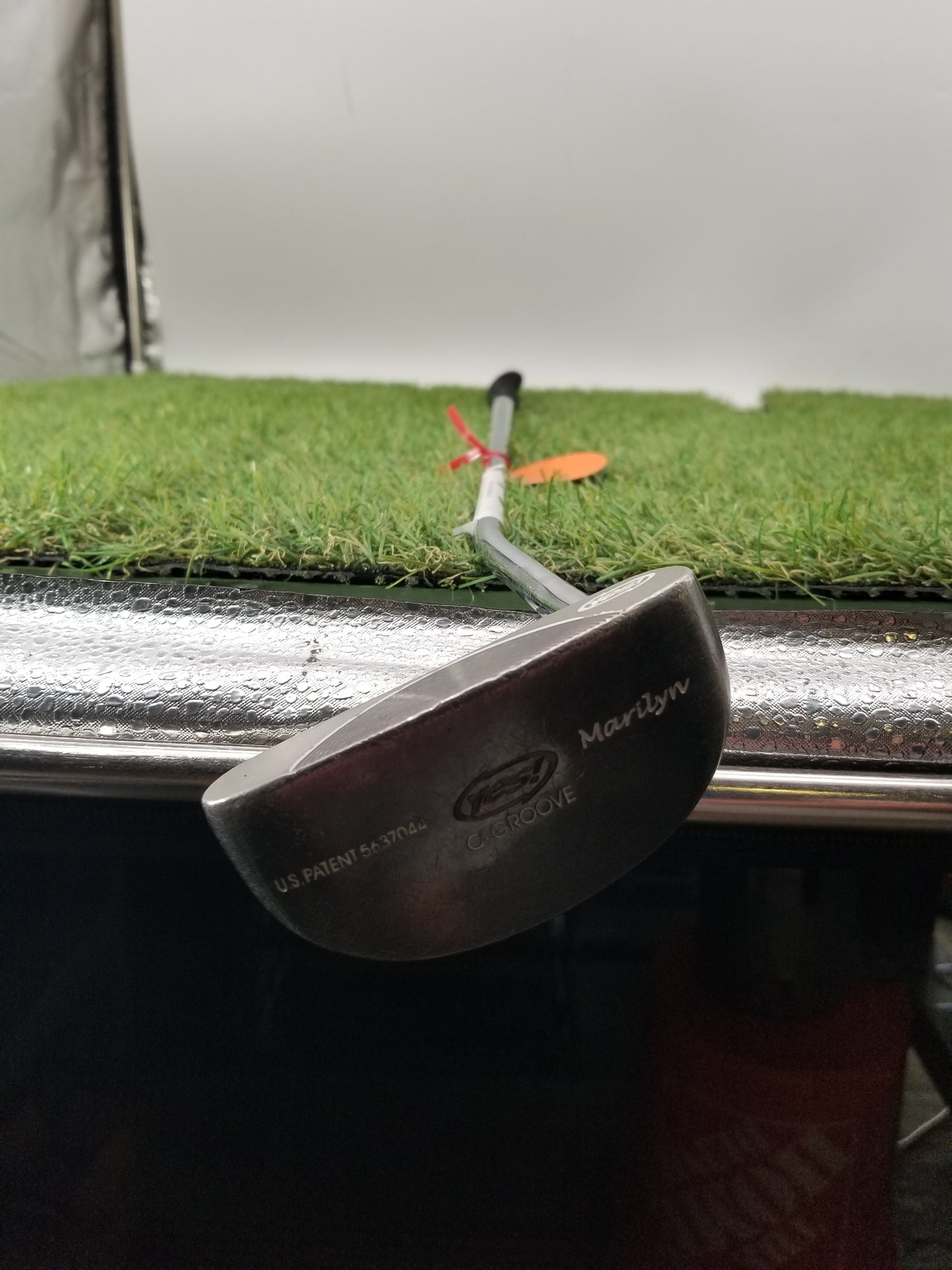 YES! MARILYN PUTTER C-GROOVE 33.5" FAIR