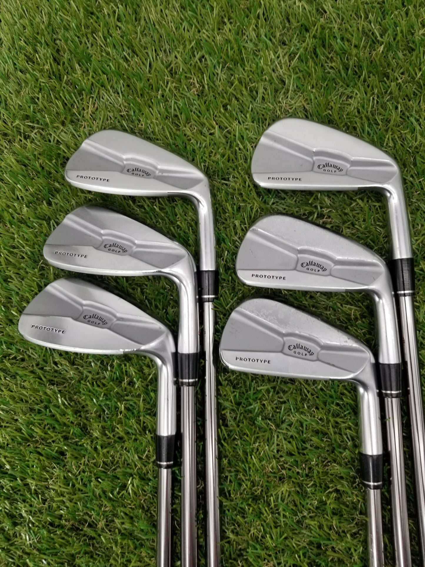 2009 CALLAWAY TOUR AUTHENTIC X PROTOTYPE IRON SET 5-PW SENIOR UST RECOIL GOOD