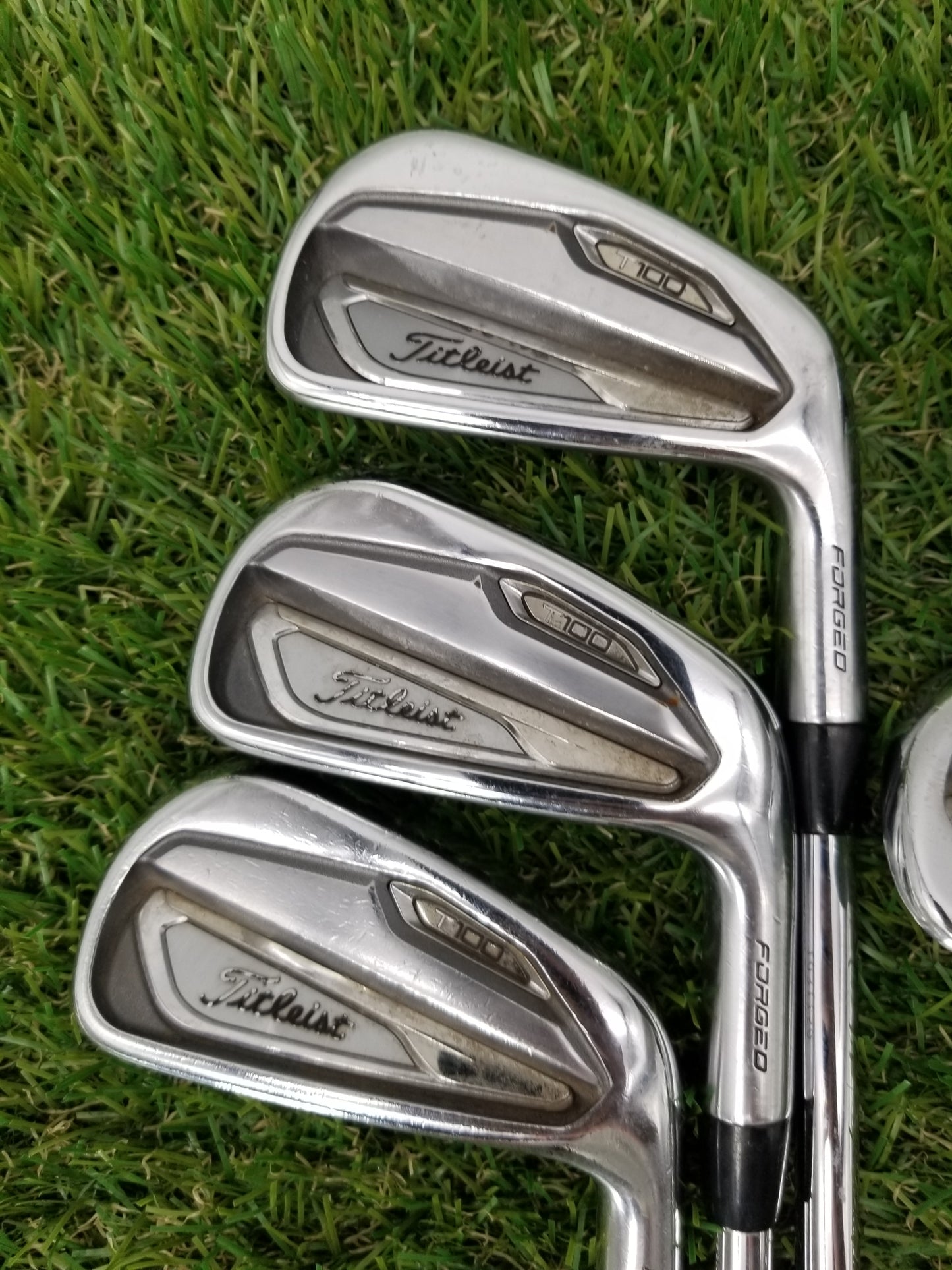 2019 TITLEIST T100 IRON SET 5-PW STIFF TRUE TEMPER AMT BLACK S300 GOOD