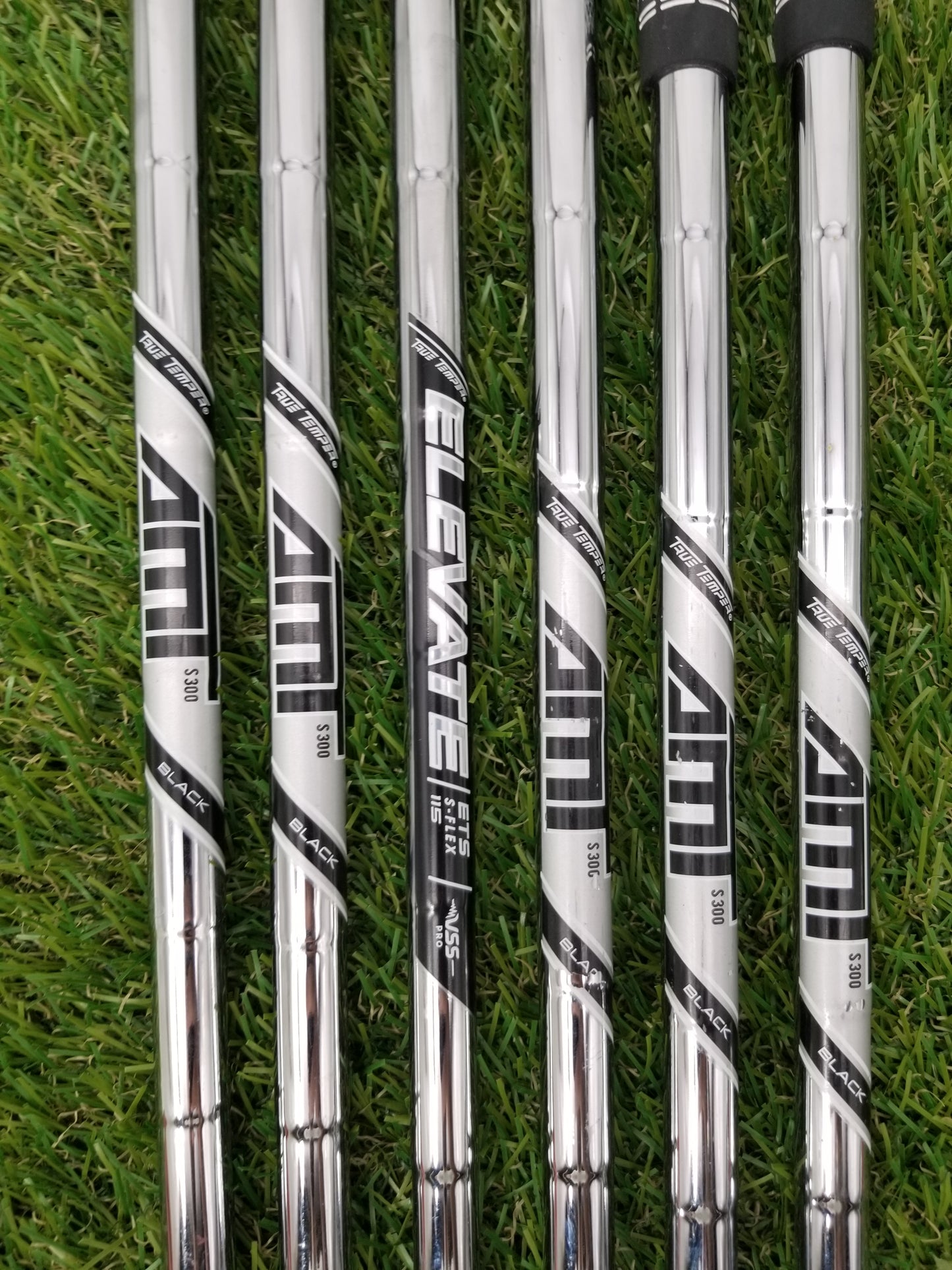 2019 TITLEIST T100 IRON SET 5-PW STIFF TRUE TEMPER AMT BLACK S300 GOOD