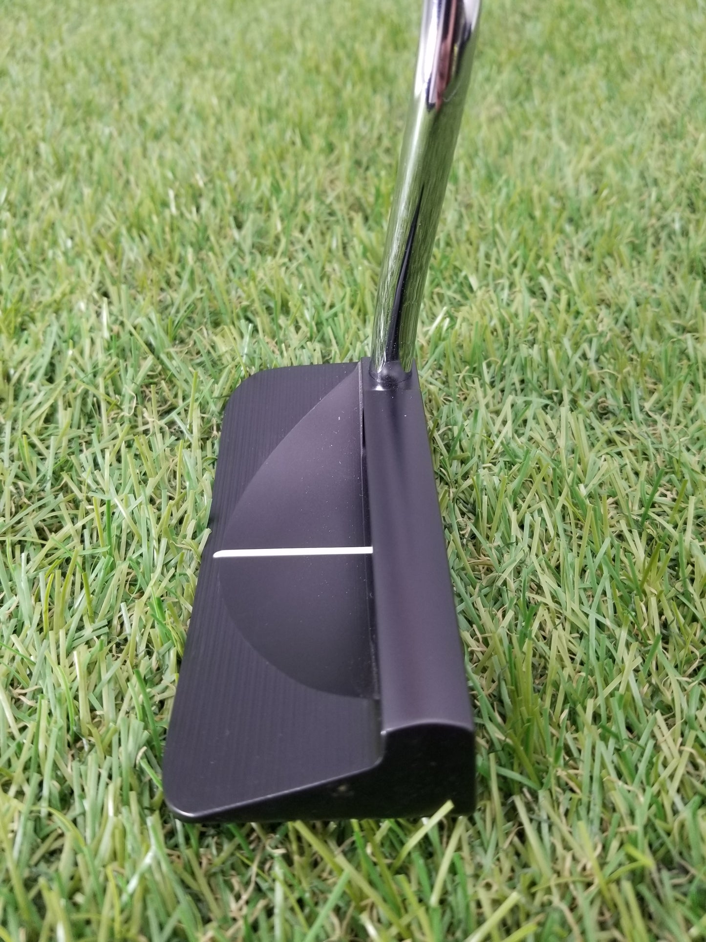 PIRETTI MATERA ELITE BLACK PUTTER 35"+HC DEMO