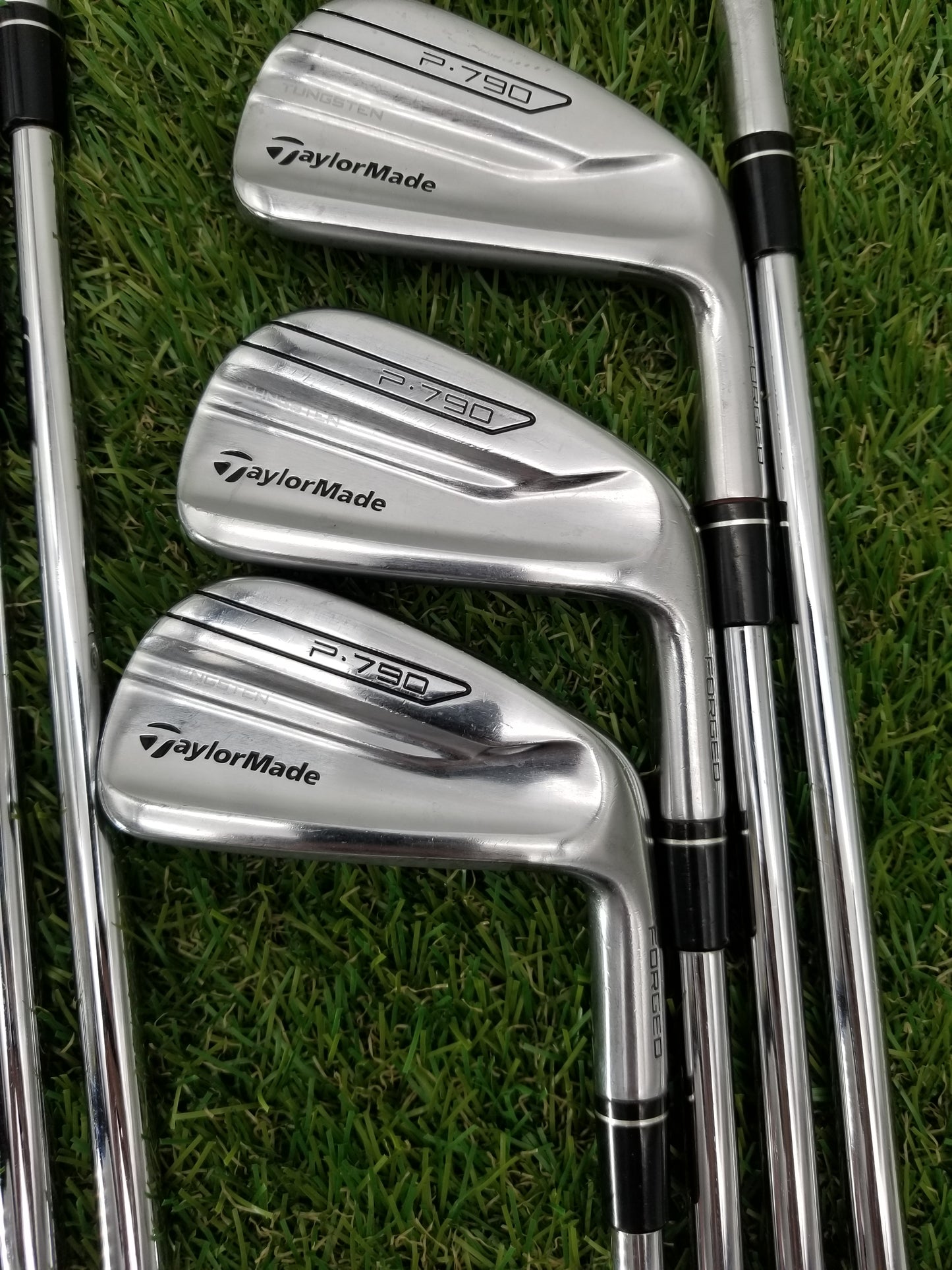 2018 TAYLORMADE P790 CHROME IRON SET 4-PW,AW STIFF PROJECTX RIFLE PRECISION GOOD