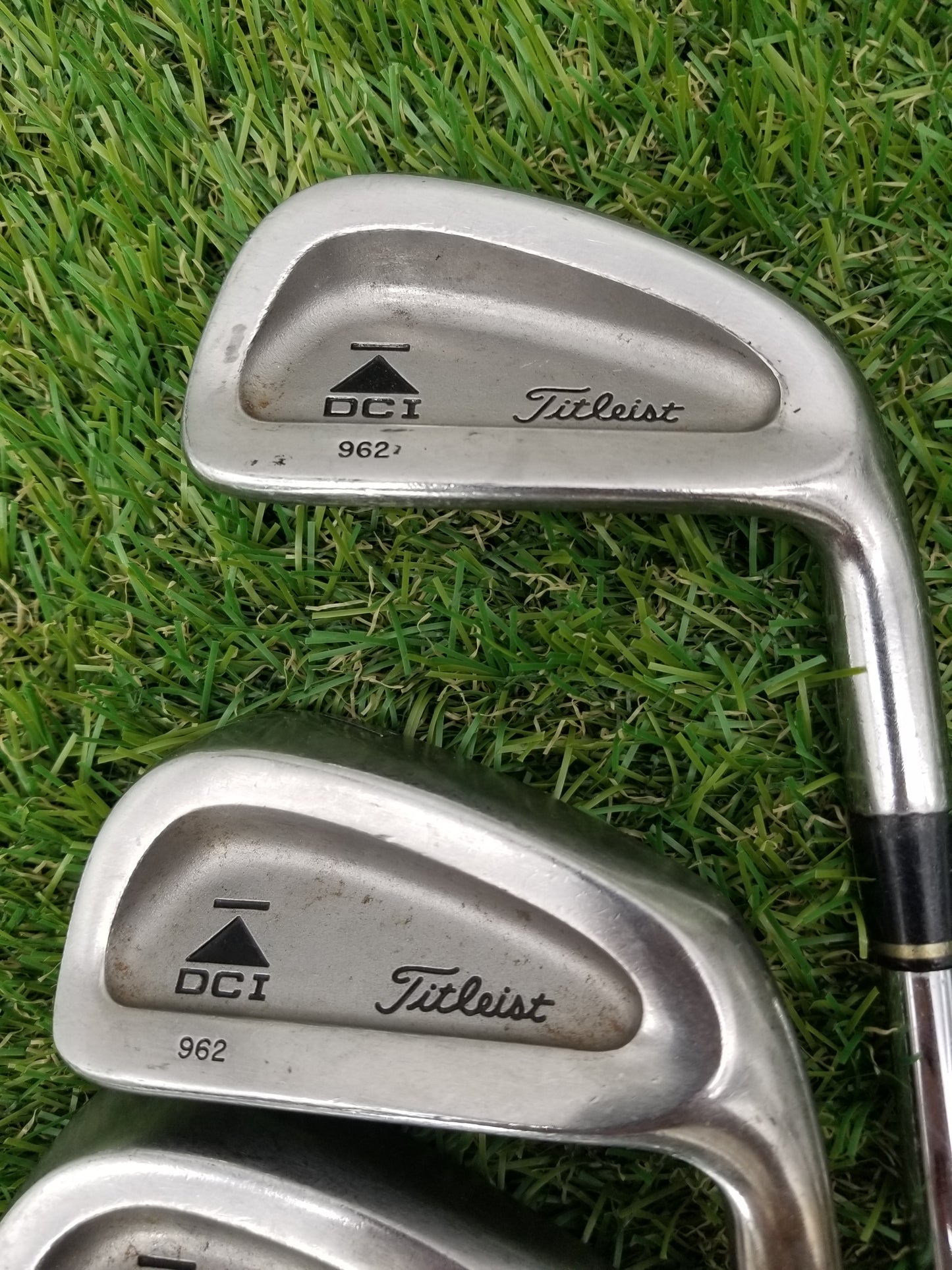 1997 TITLEIST DCI 962 IRON SET 2-PW STIFF TRUE TEMPER DYNAMIC GOLD FAIR