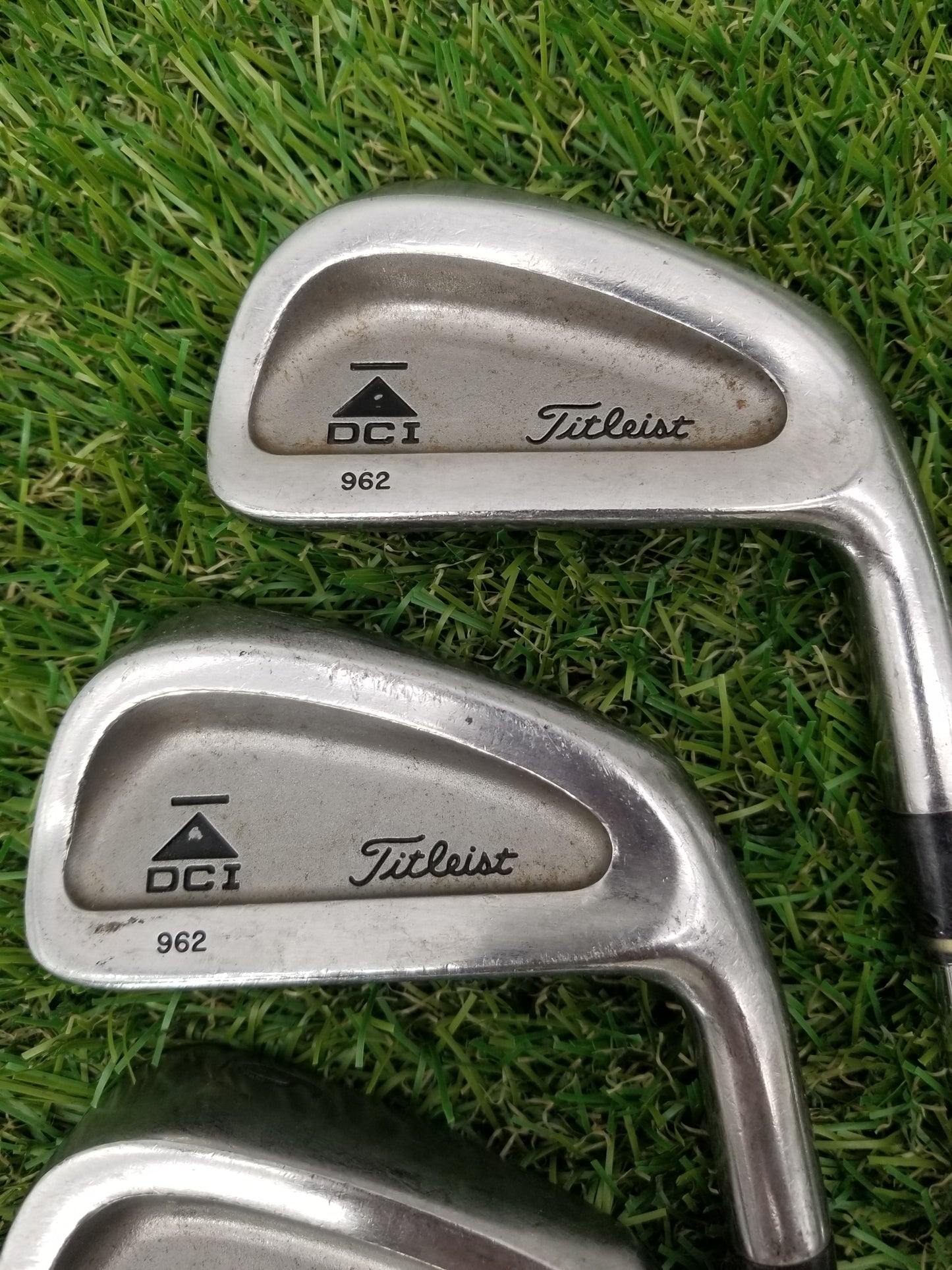 1997 TITLEIST DCI 962 IRON SET 2-PW STIFF TRUE TEMPER DYNAMIC GOLD FAIR