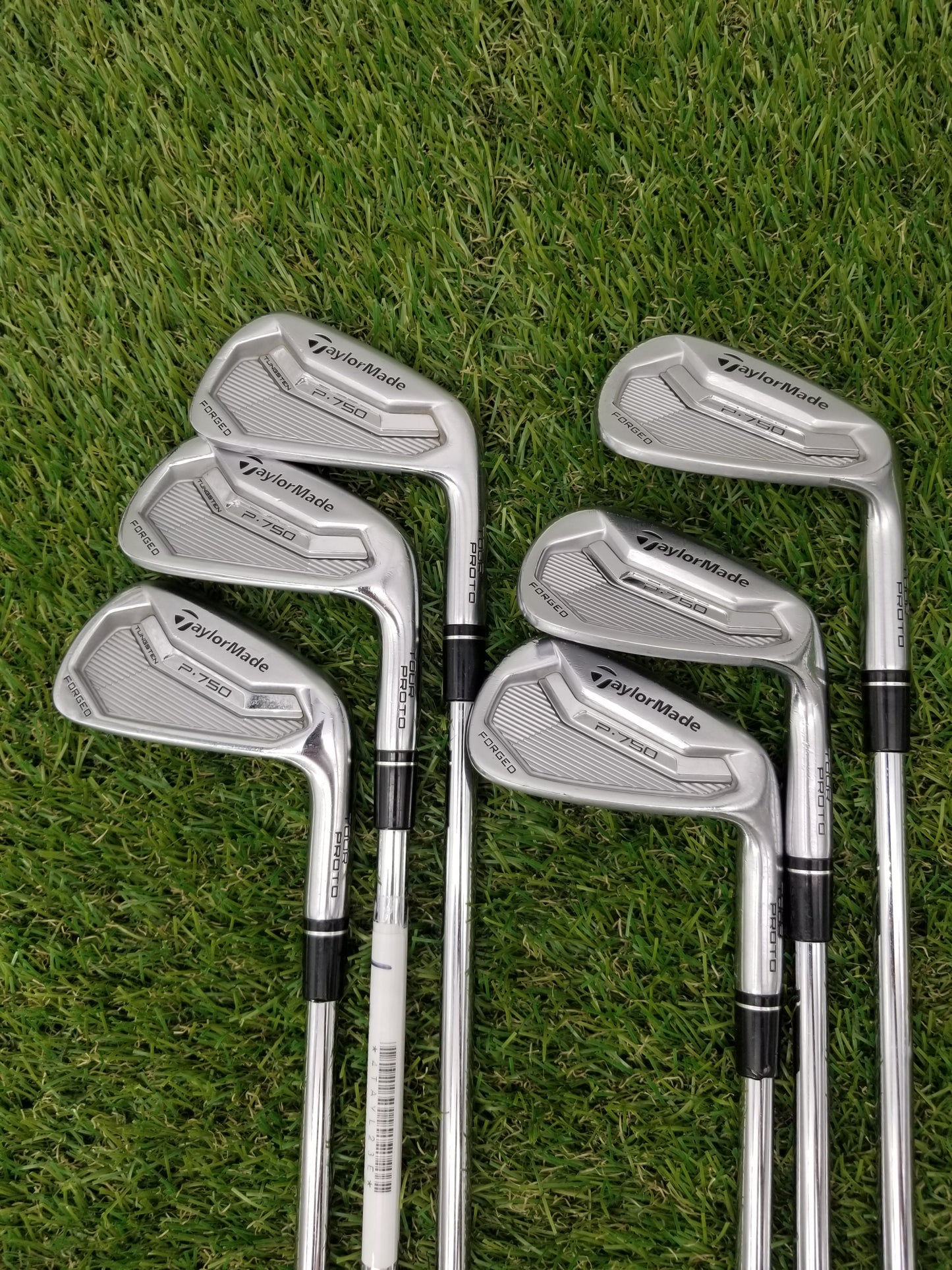 2017 TAYLORMADE P750 TOUR PROTO IRON SET 5-PW REGULAR NS PRO 950GH GOOD