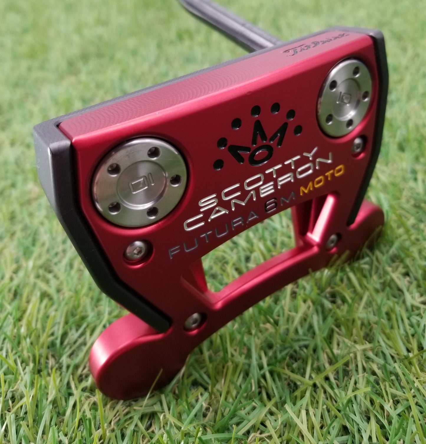 MINT SCOTTY CAMERON FUTURA 6M MOTO PUTTER 35" +HC HEAD COVER DEMO