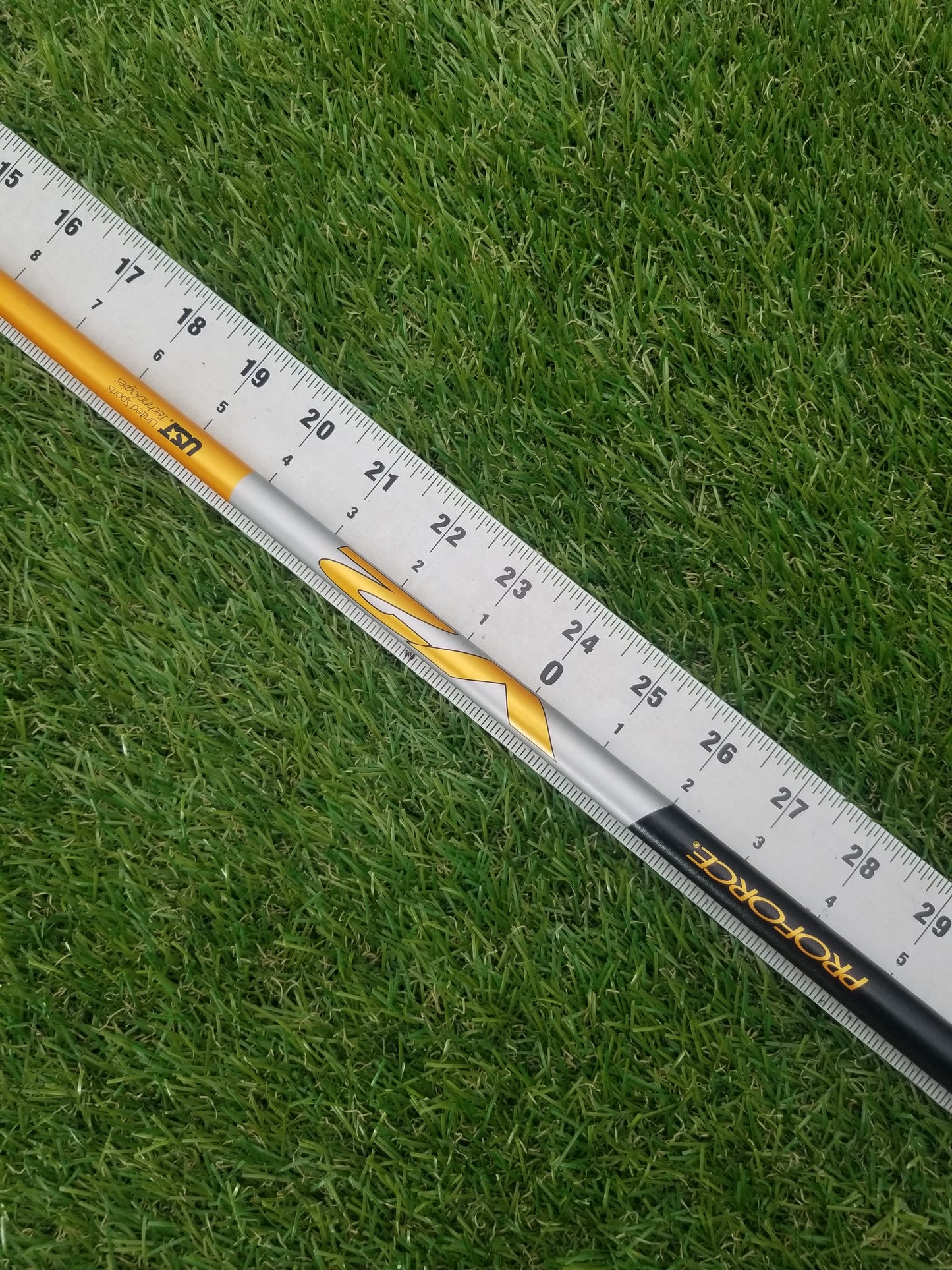 UST MAMIYA PROFORCE V2 DRIVER SHAFT REGULAR 65G .335" TIP 43.5" VERYGOOD