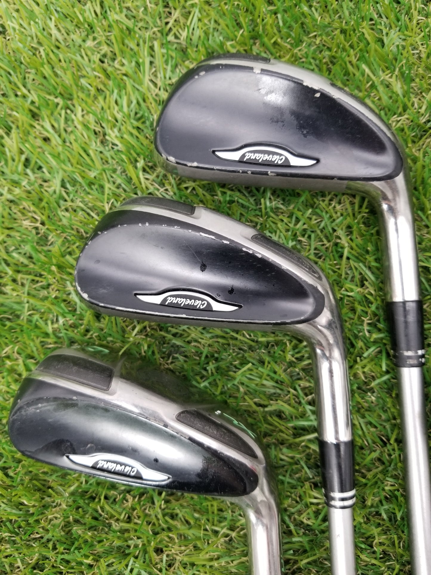 2009 CLEVELAND HIBORE BLOOM XLI IRON SET 5-9,SW LADIES GRAPHITE DESIGN YSQT FAIR