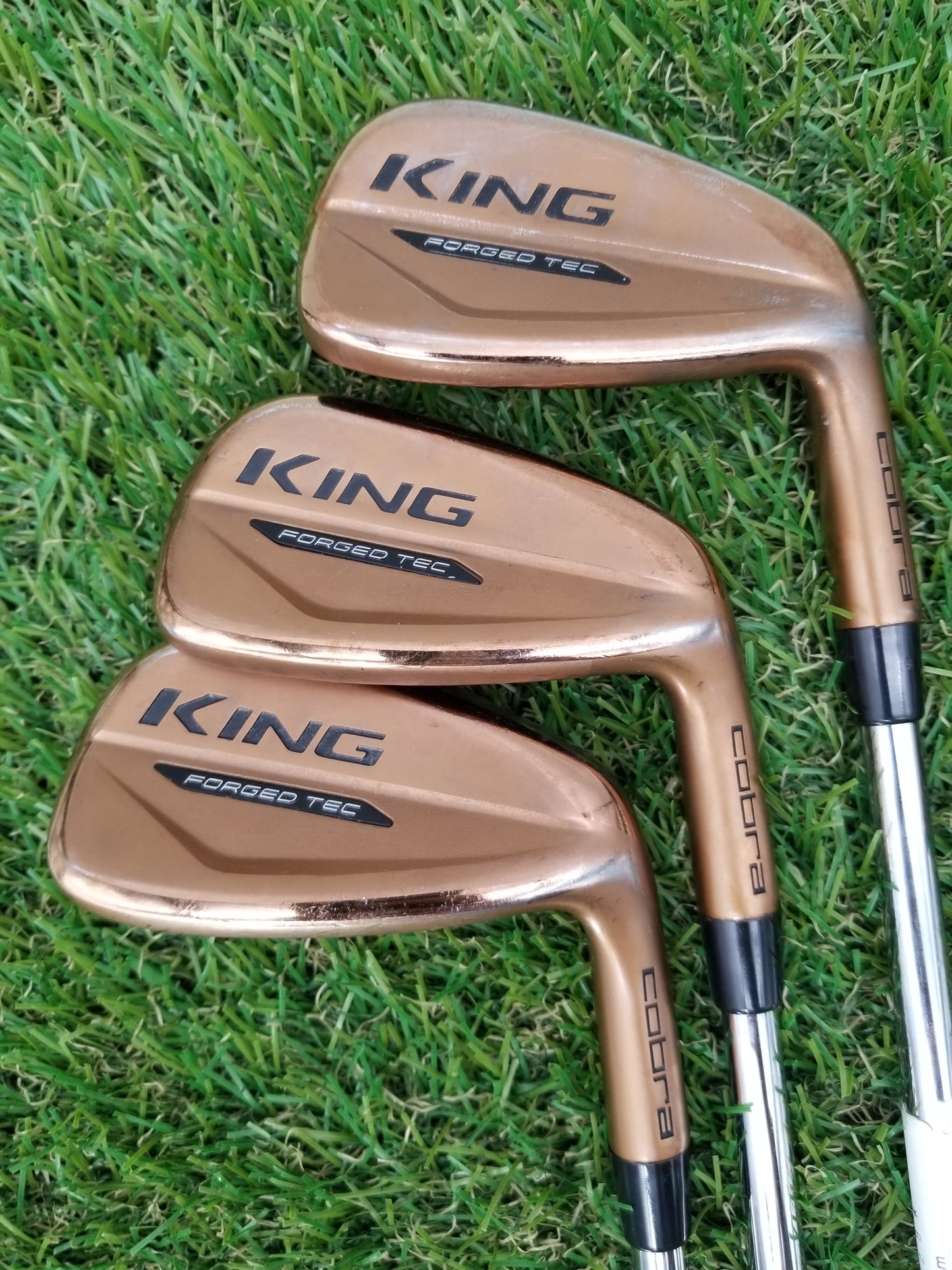 2020 COBRA KING FORGED TEC IRON SET 5-PW STIFF TRUE TEMPER DYNAMIC GOLD GOOD