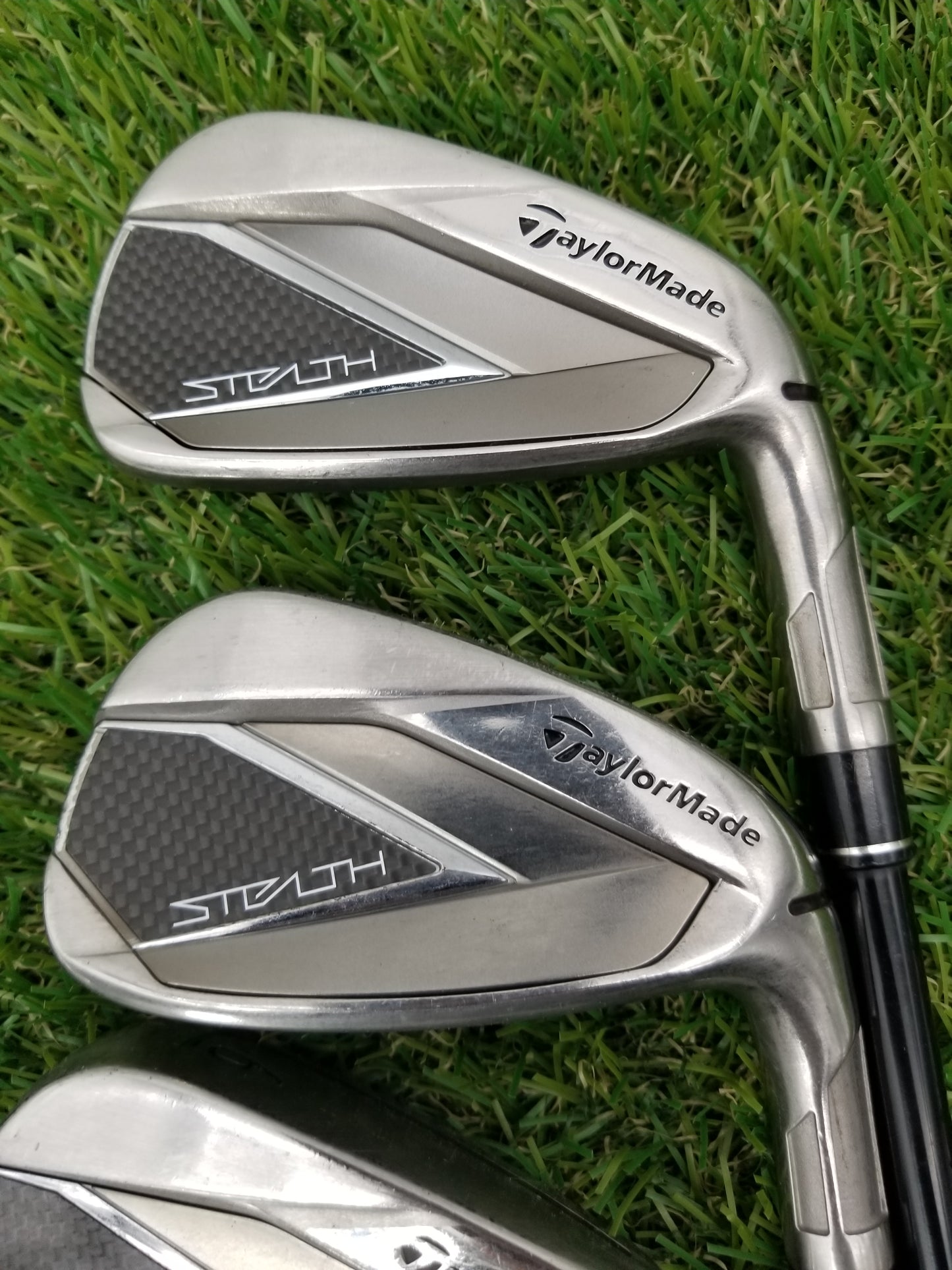 2022 TAYLORMADE STEALTH IRON SET 5-PW,SW REGULAR VENTUS RED GOOD