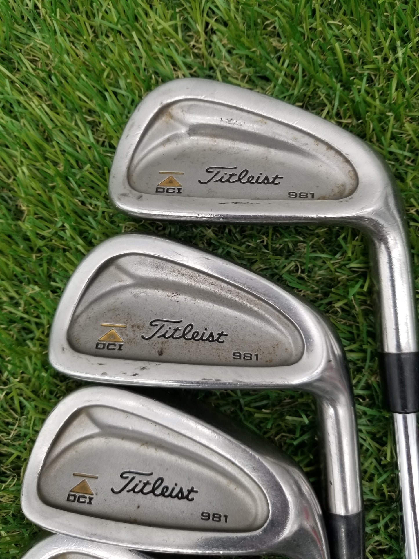 1998 TITLEIST DCI 981 IRON SET 3-PW STIFF TRUE TEMPER DYNAMIC GOLD S300 GOOD