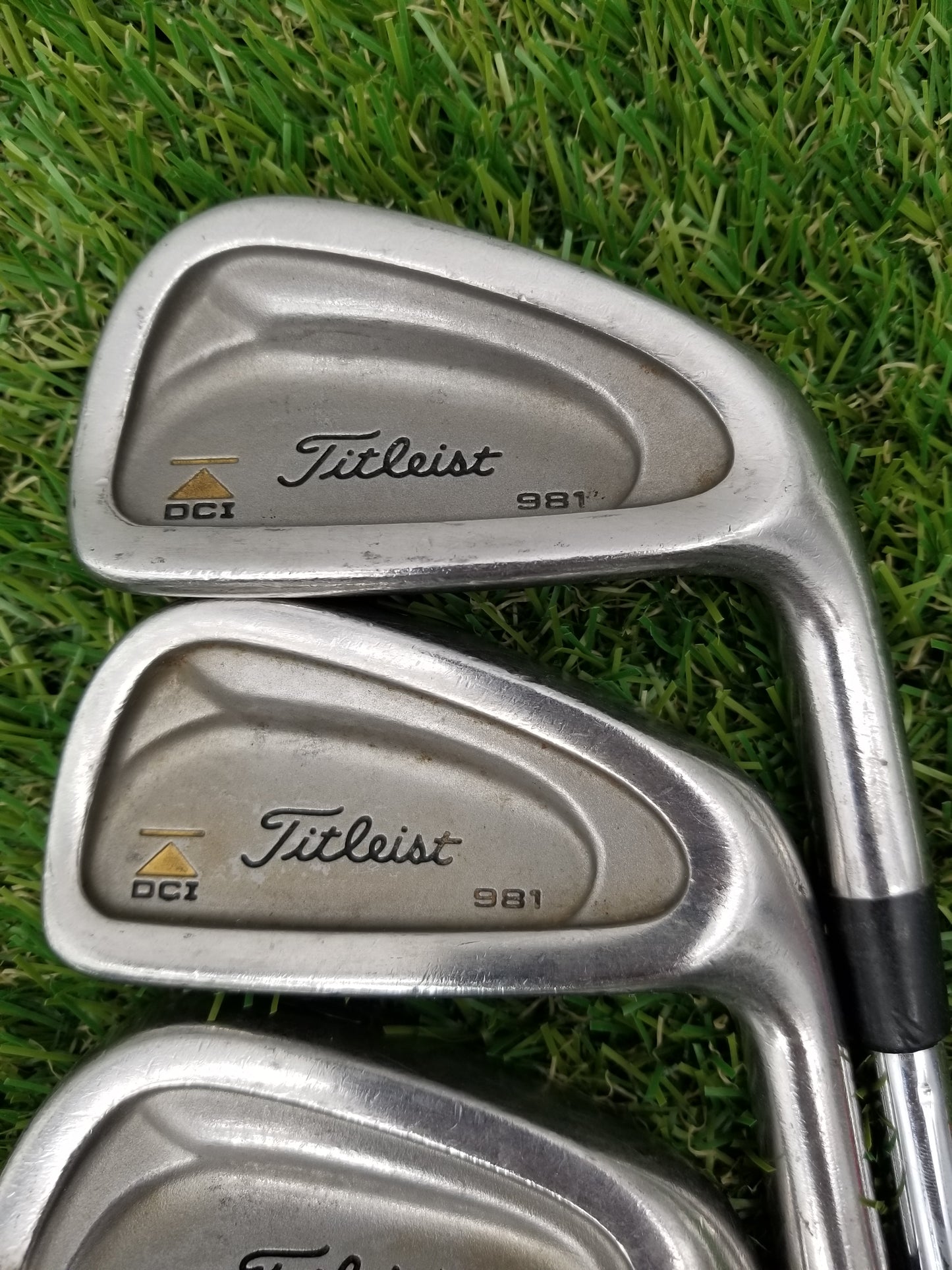 1998 TITLEIST DCI 981 IRON SET 3-PW STIFF TRUE TEMPER DYNAMIC GOLD S300 GOOD