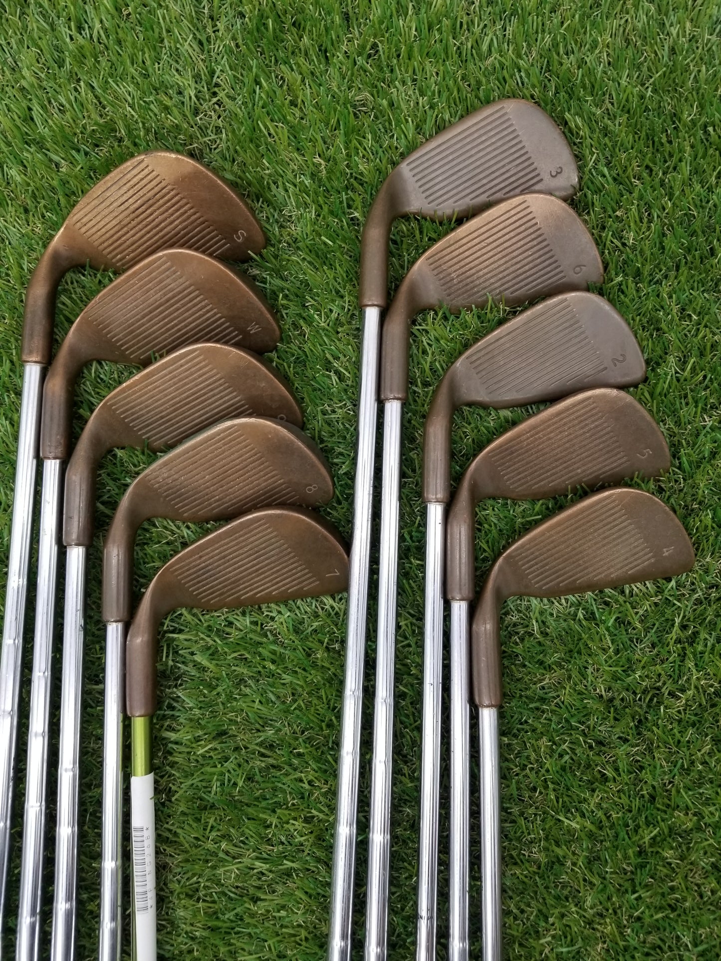 PING EYE 2 BERYLLIUM COPPER IRON SET 2-PW,SW REUGLAR STEEL SHAFT GOOD