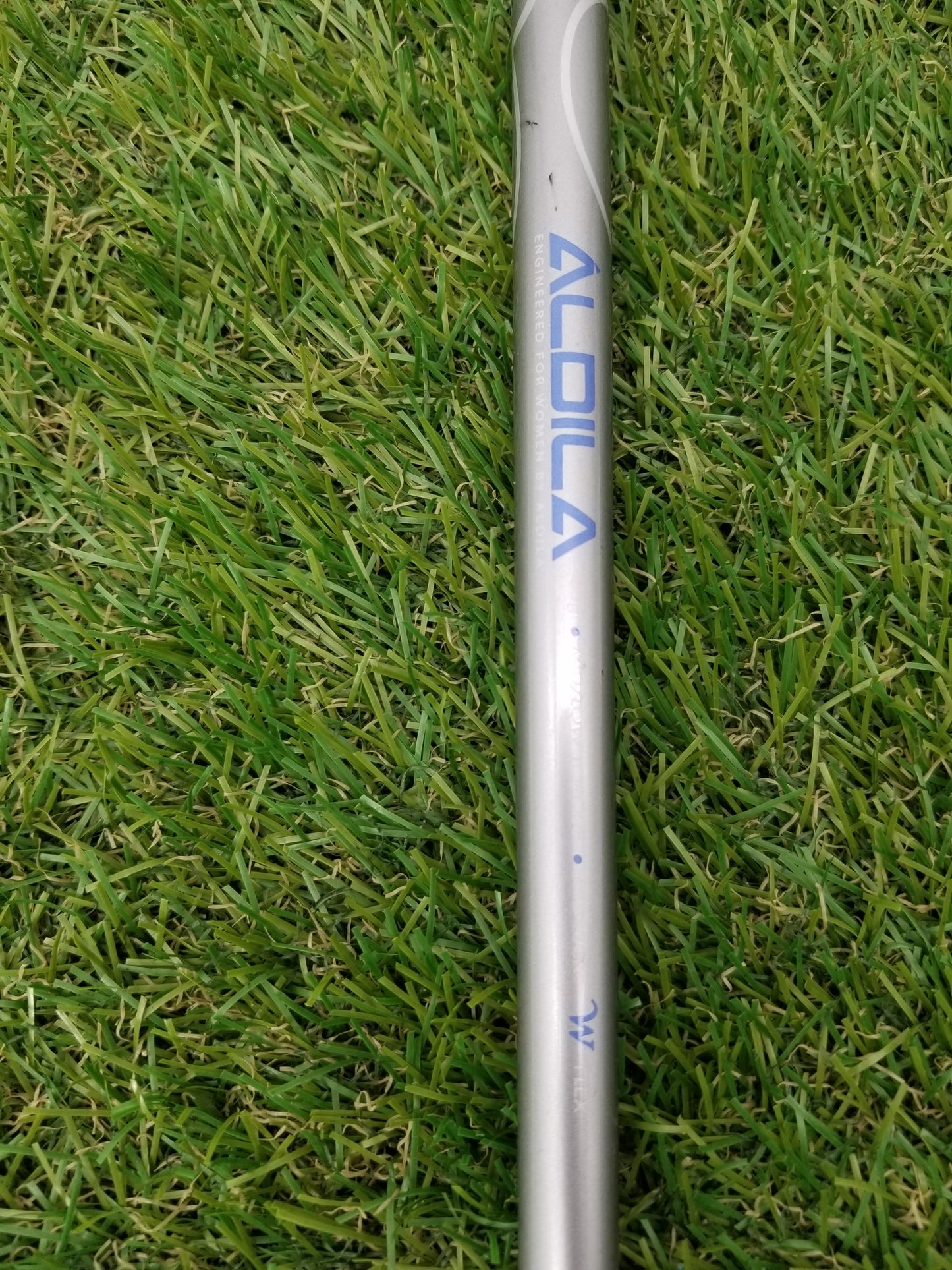 2007 CALLAWAY BIG BERTHA HEAVENWOOD 6 HYBRID 29* WOMENS ALDILA 50G GOOD