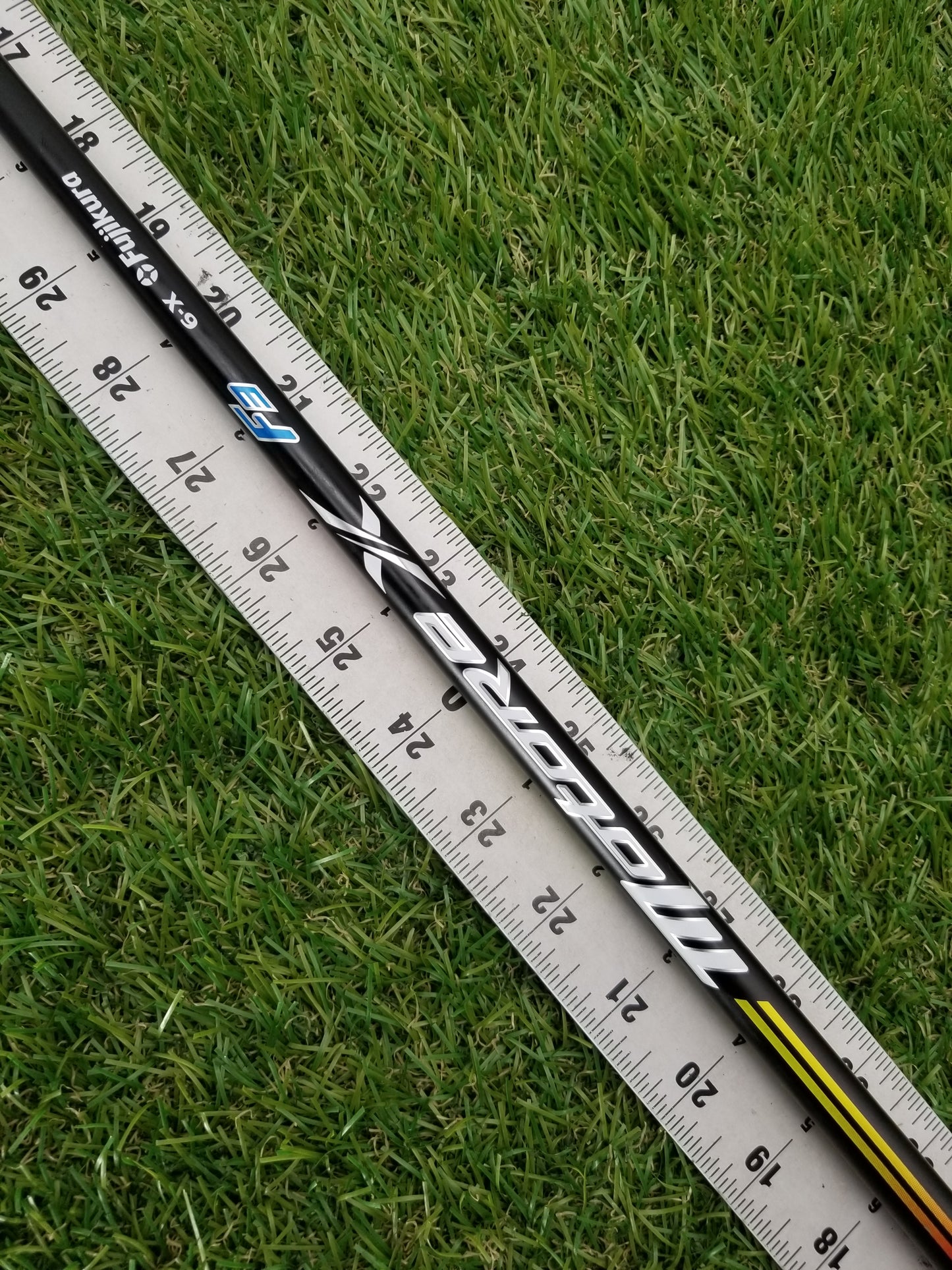 FUJIKURA MOTORE X F3 DRIVER SHAFT XSTIFF 69G 43.75" COBRA TIP VERYGOOD