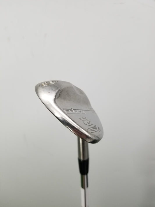 2017 COBRA PUR WEDGE 56* STIFF DYNAMIC GOLD 300 35" GOOD