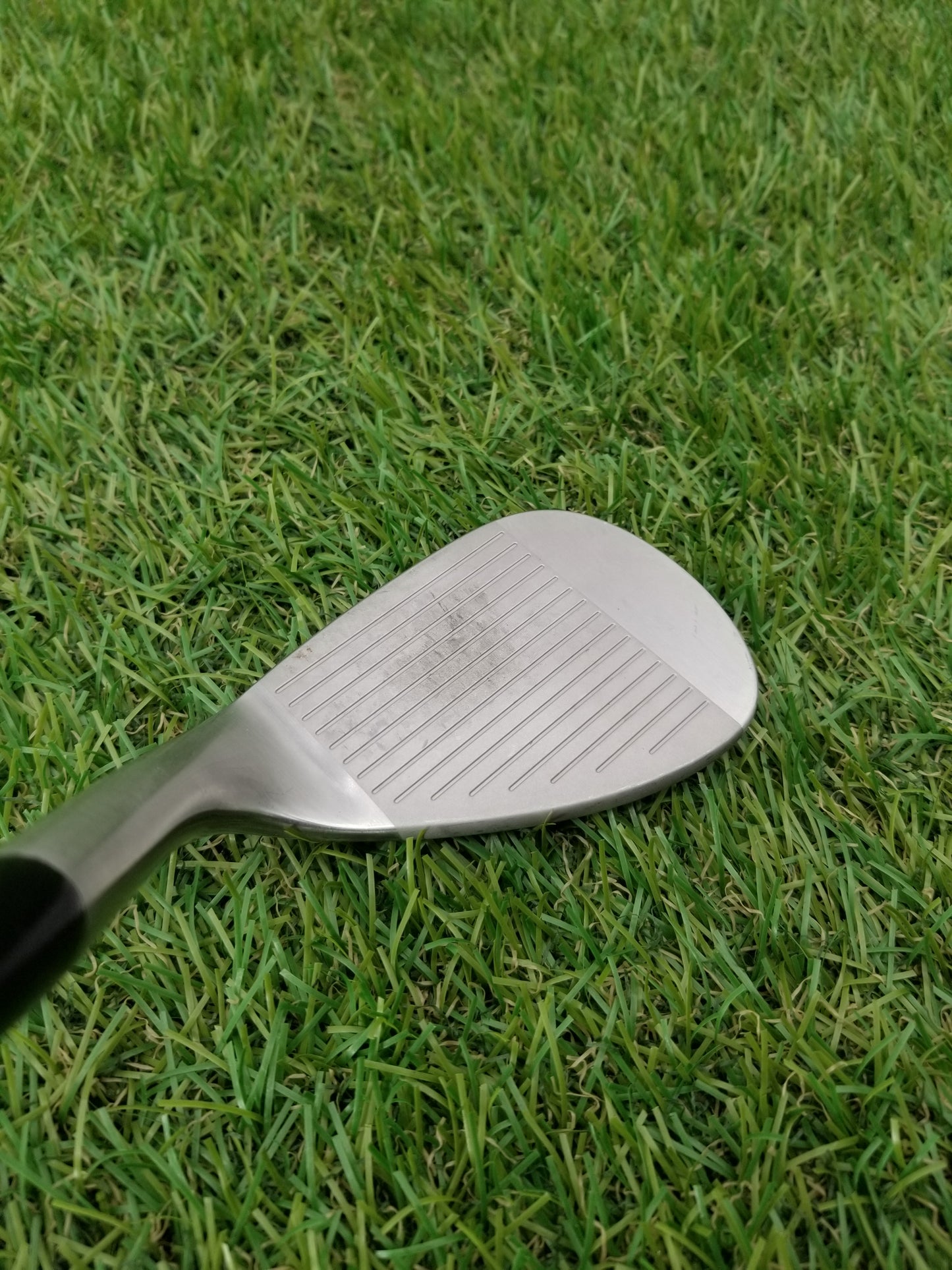 2017 COBRA PUR WEDGE 58* XSTIFF DYNAMIC GOLD 100 35" GOOD