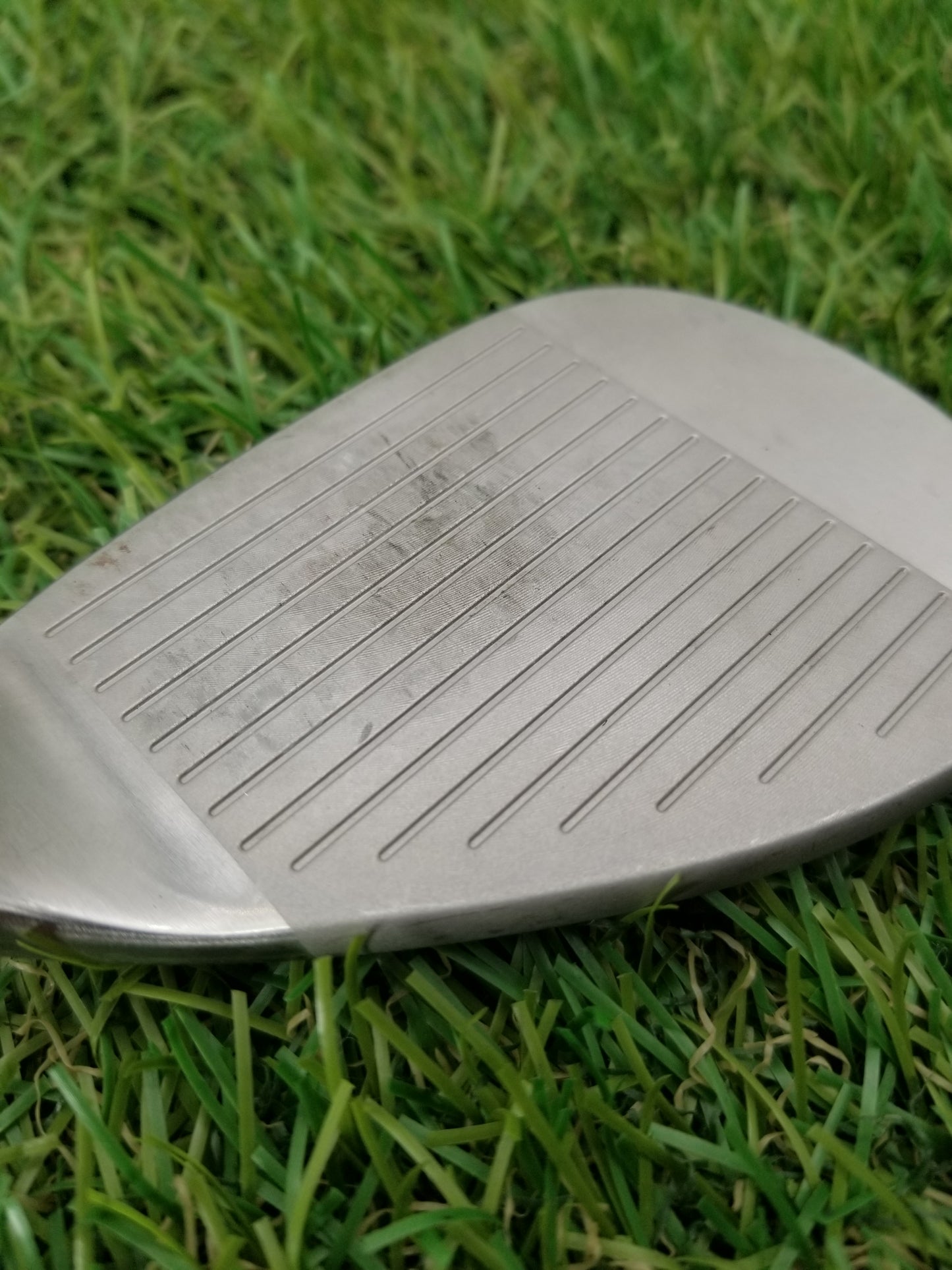 2017 COBRA PUR WEDGE 58* XSTIFF DYNAMIC GOLD 100 35" GOOD