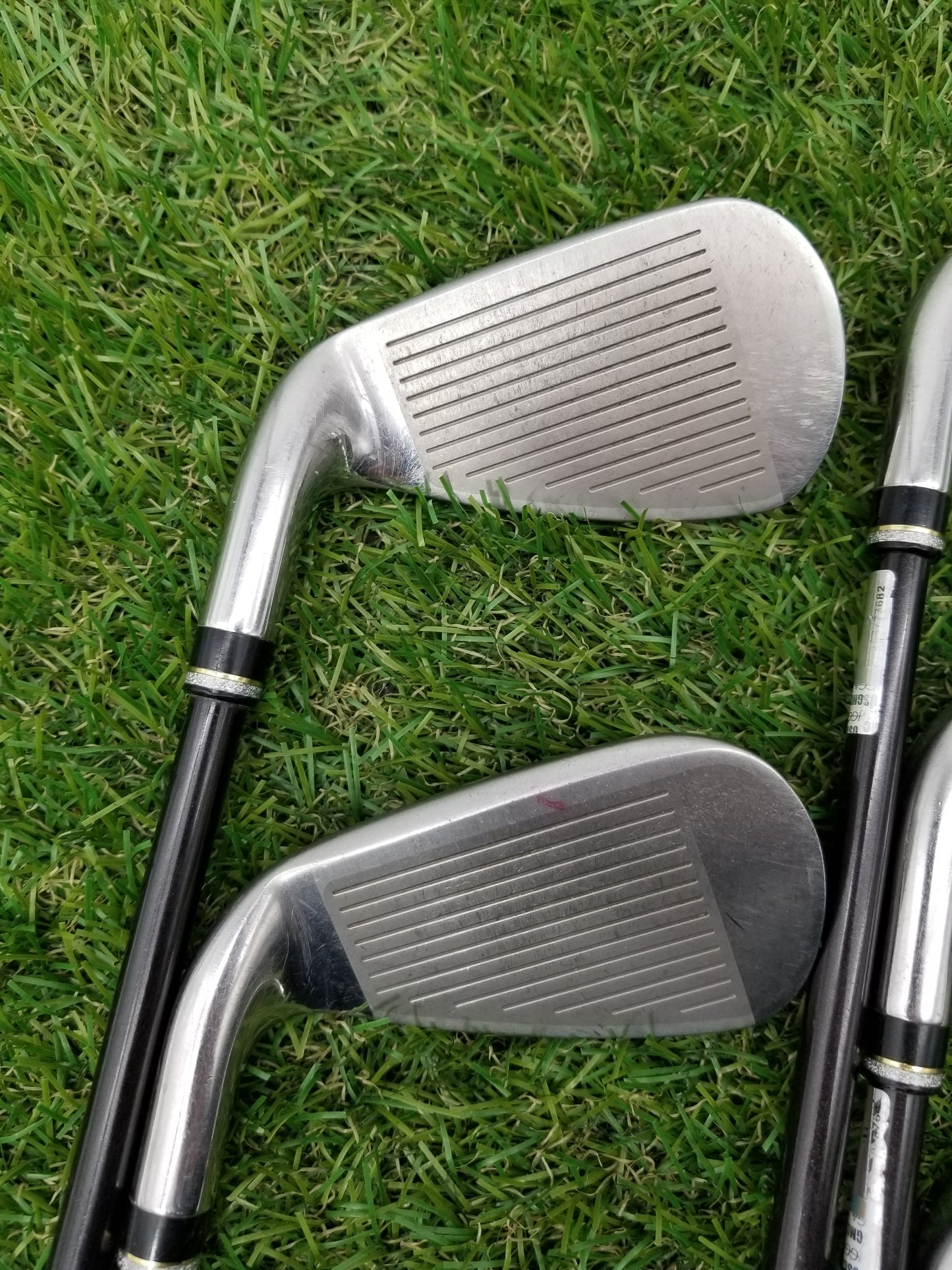 2023 XXIO PRIME 12 ROYAL EDITION IRON SET 7-PW,SW REGULAR SP-1200K +HC GOOD