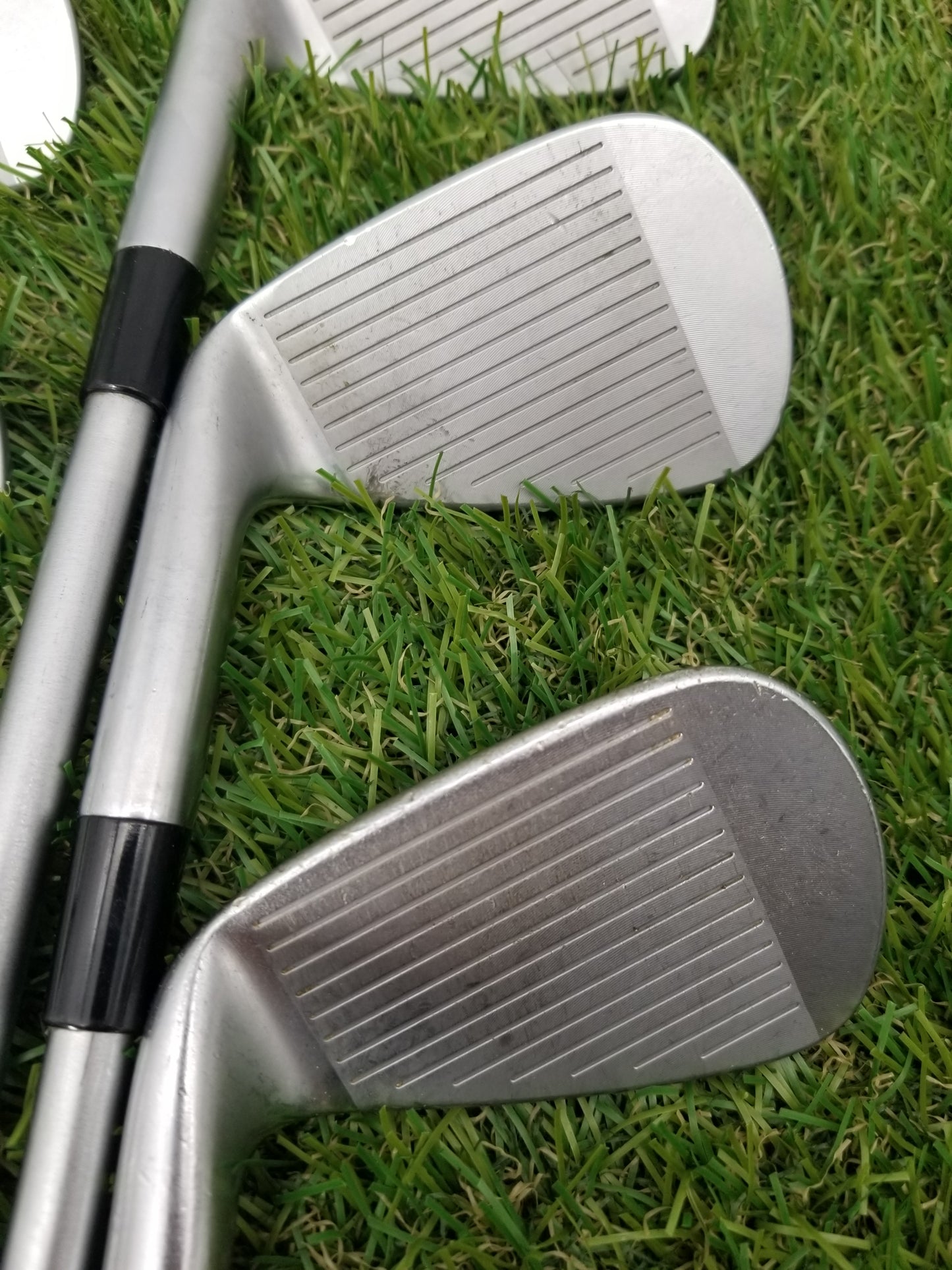 2023 TAYLORMADE P7MC IRON SET 4I-PW XSTIFF KBS TOUR C-TAPER 130 VERYGOOD