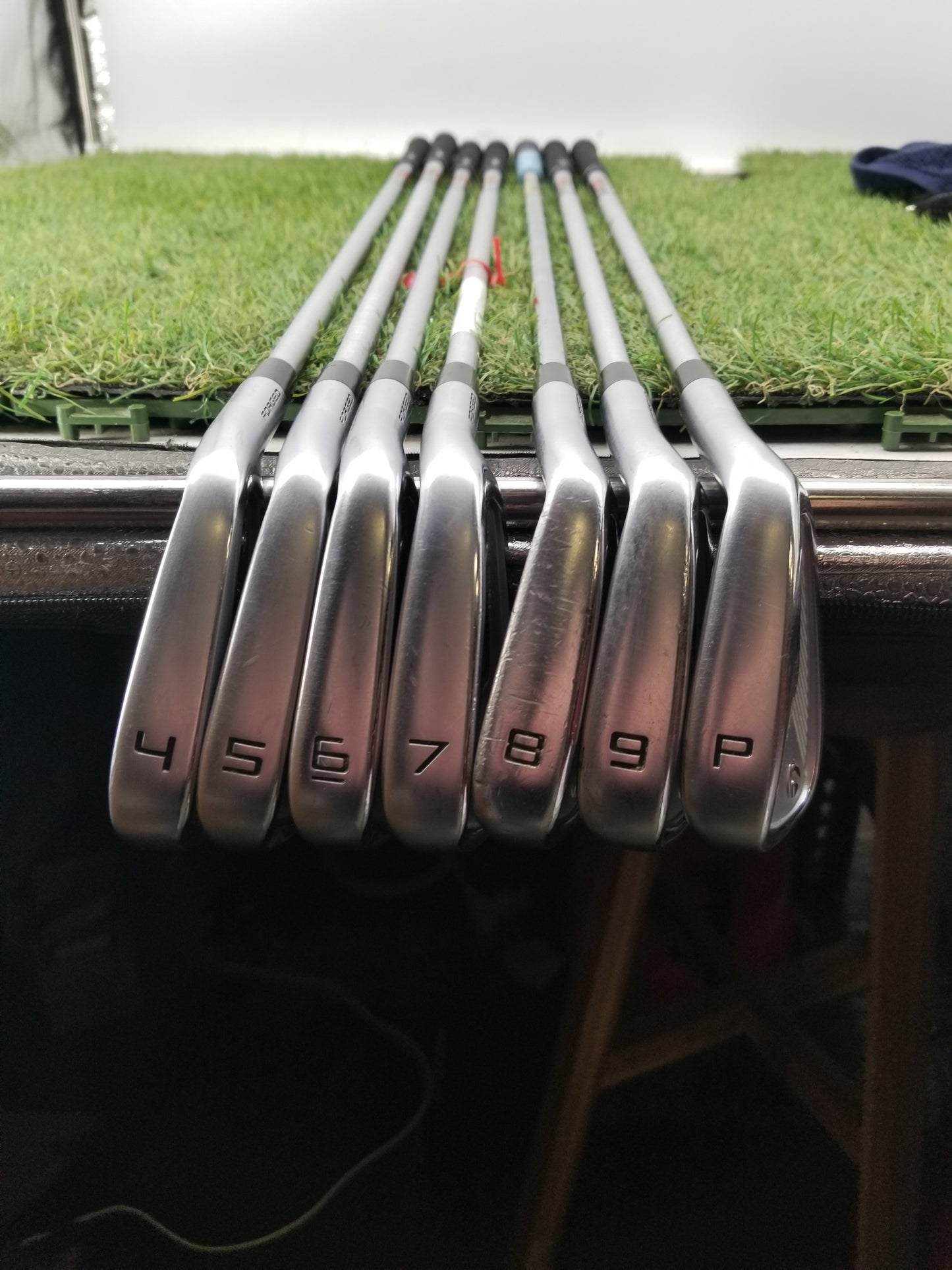 2023 TAYLORMADE P7MC IRON SET 4I-PW XSTIFF KBS TOUR C-TAPER 130 VERYGOOD