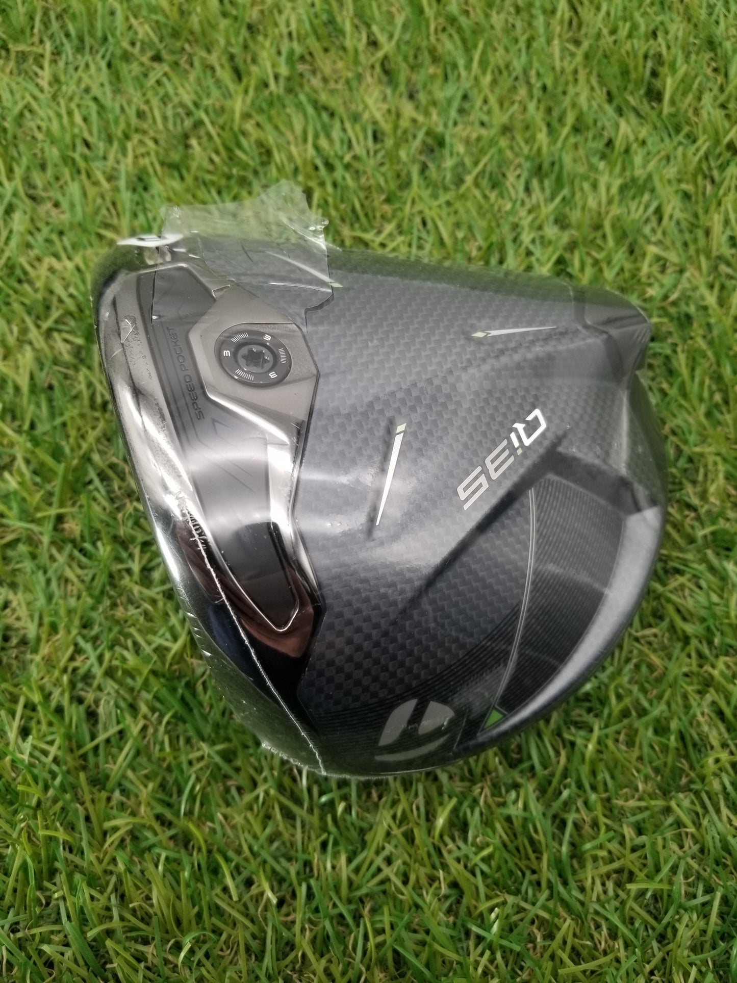 NEW 2025 TAYLORMADE QI35 DRIVER 10.5* CLUBHEAD ONLY BRANDNEW