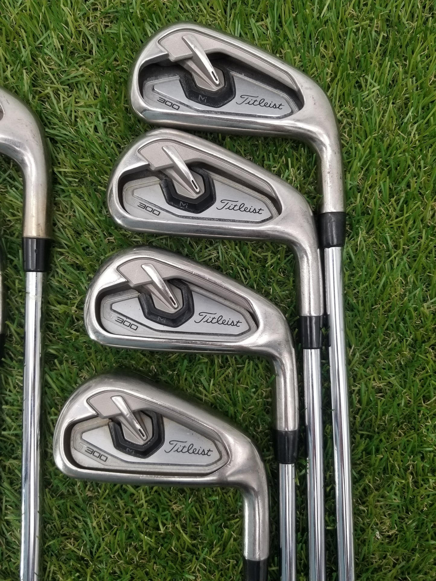 2019 TITLEIST T300 IRON SET 4I-PW STIFF TRUE TEMPER XP 95 GOOD