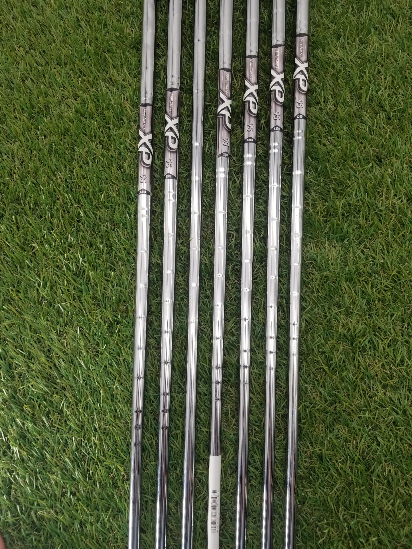 2019 TITLEIST T300 IRON SET 4I-PW STIFF TRUE TEMPER XP 95 GOOD