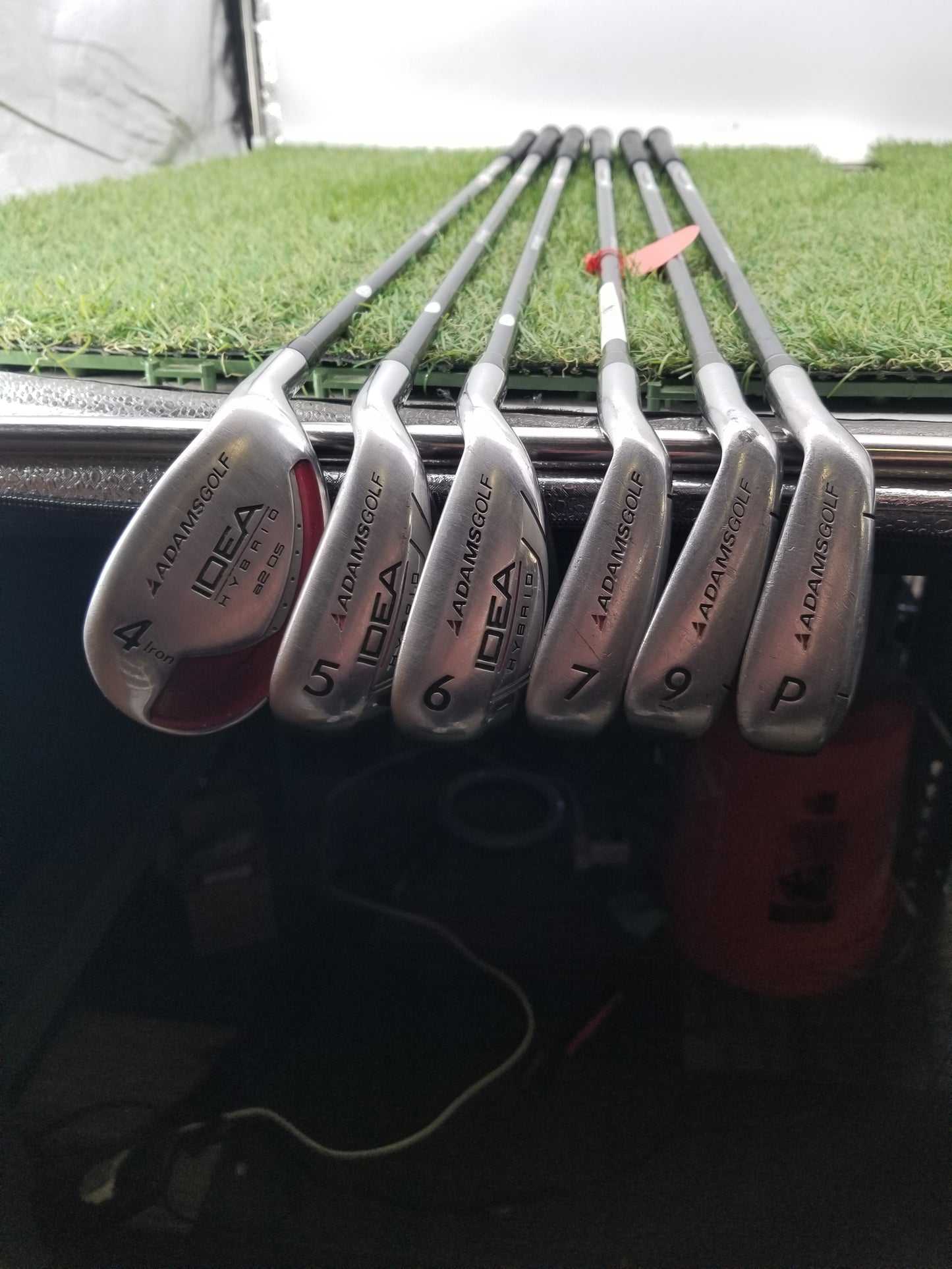 2006 ADAMS IDEA A2 OS IRON SET 4-PW (NO 8) REGULAR GRAFALLOY PROLAUNCH GOOD