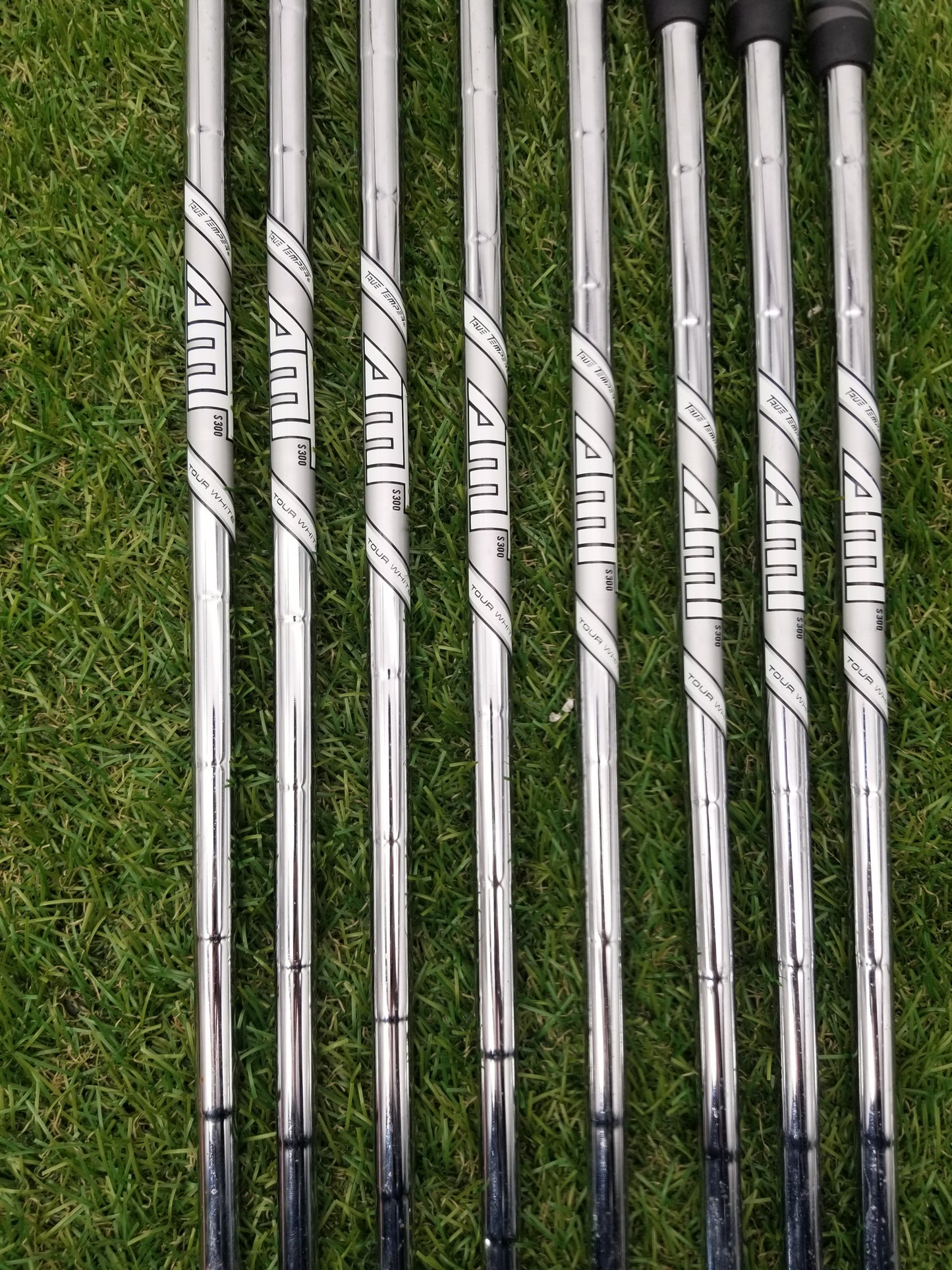 2021 TITLEIST T100 S IRON SET 4I-PW,GW STIFF TRUE TEMPER AMT TOUR WHITE GOOD