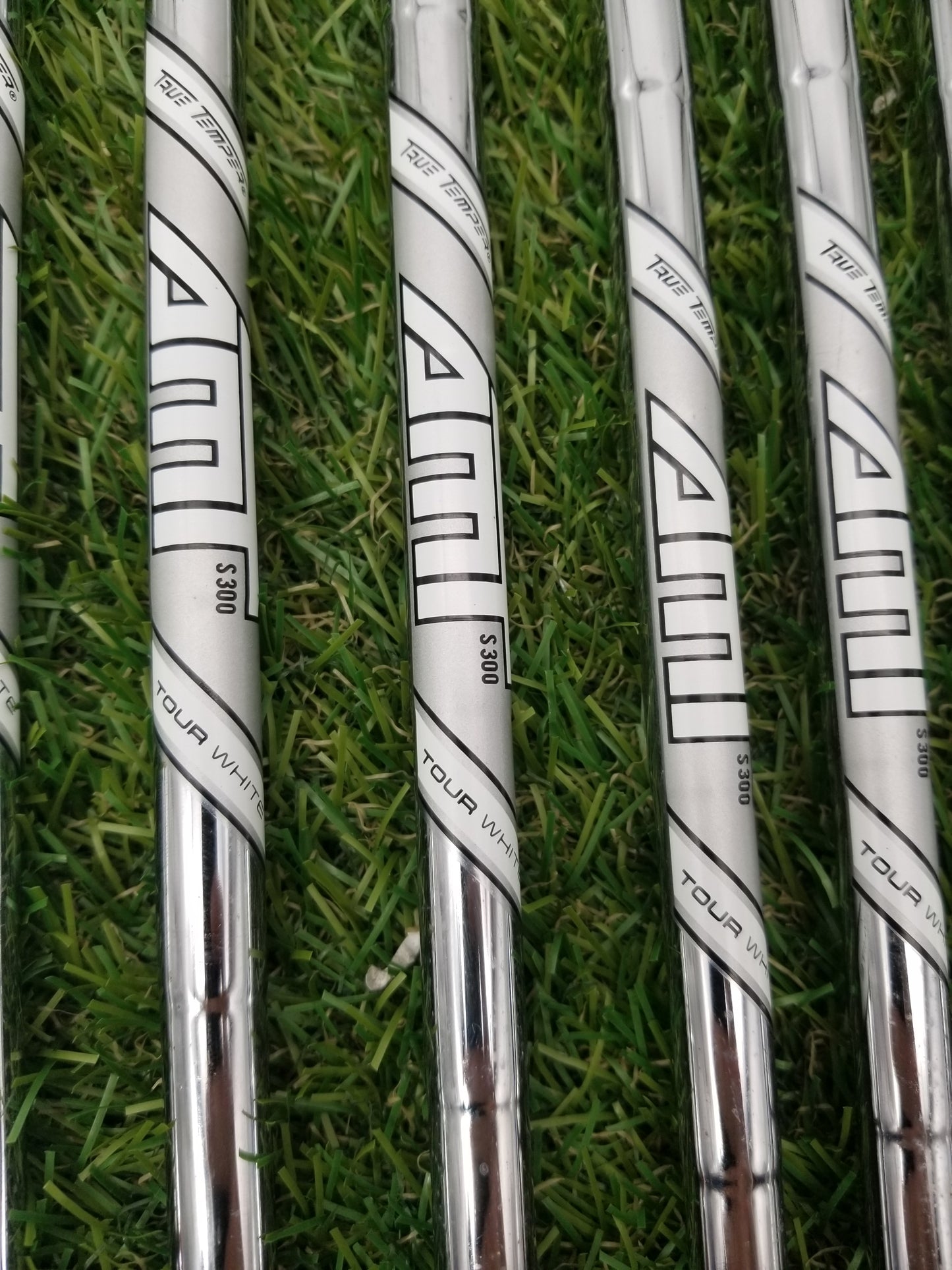 2021 TITLEIST T100 S IRON SET 4I-PW,GW STIFF TRUE TEMPER AMT TOUR WHITE GOOD