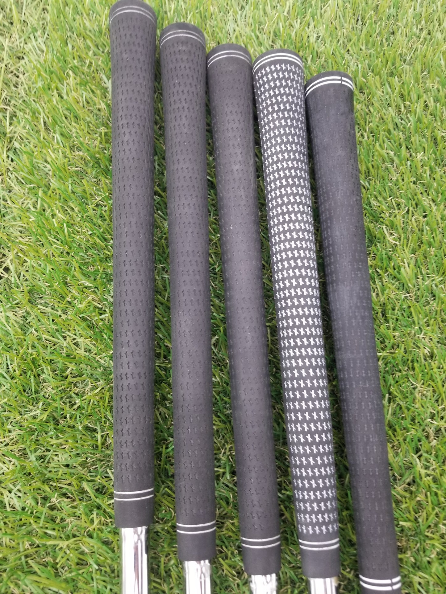 TOUR EDGE HOT LAUNCH IRON SET 7I-PW,GW REGULAR DYNAMIC GOLD GOOD