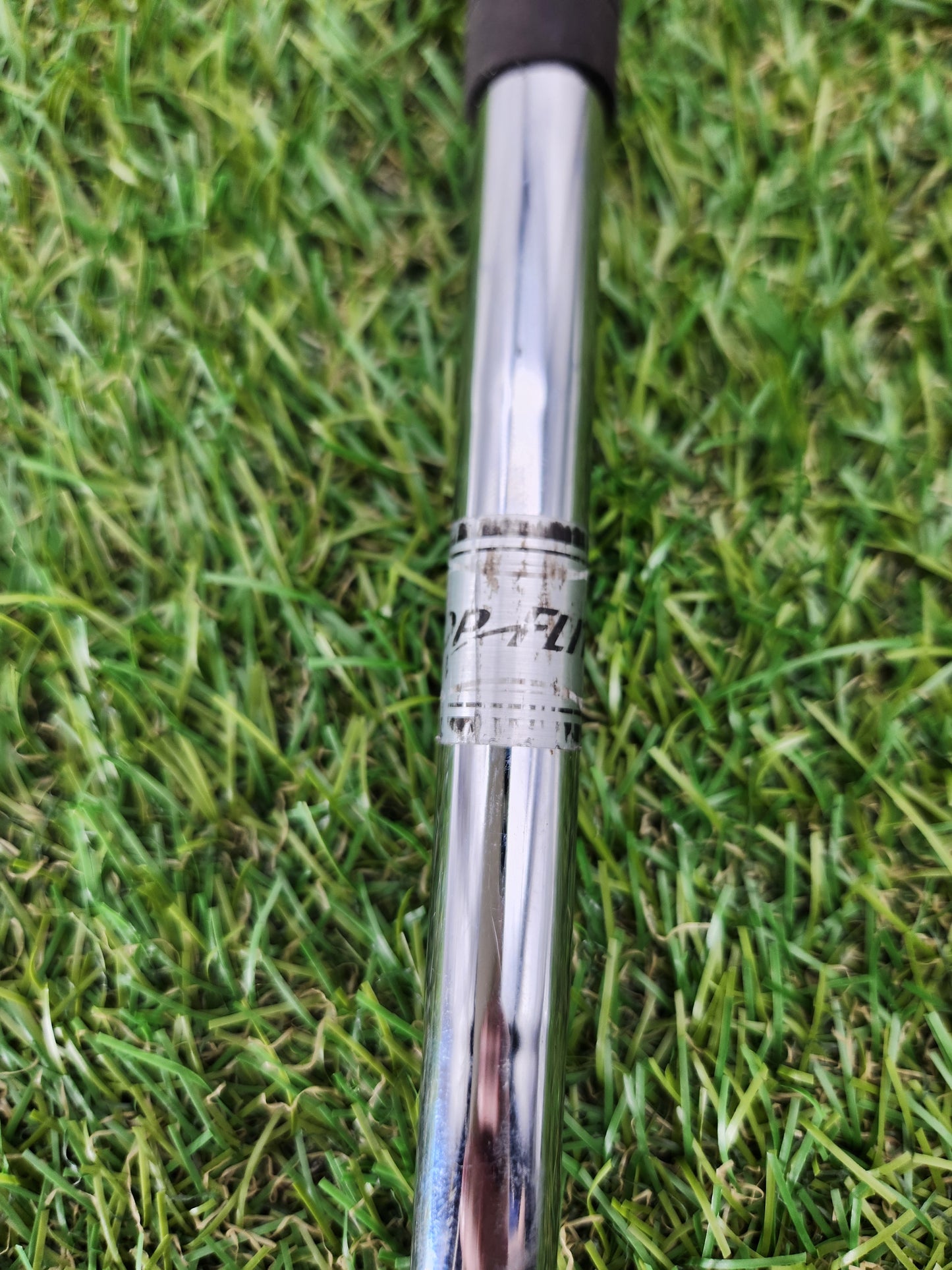 TOP FLITE STAINLESS 8 IRON REGULAR STEEL 36.5" GOOD