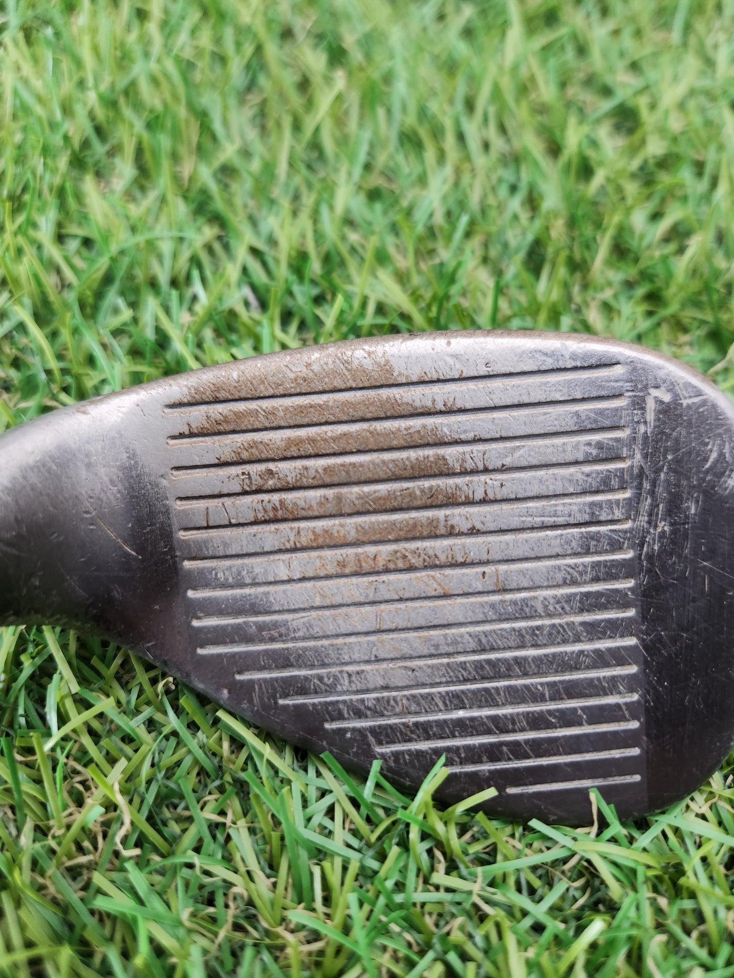 2006 CLEVELAND CG10 BLACK PEARL WEDGE 60* WEDGE FLEX TRUE TEMPER 35" POOR