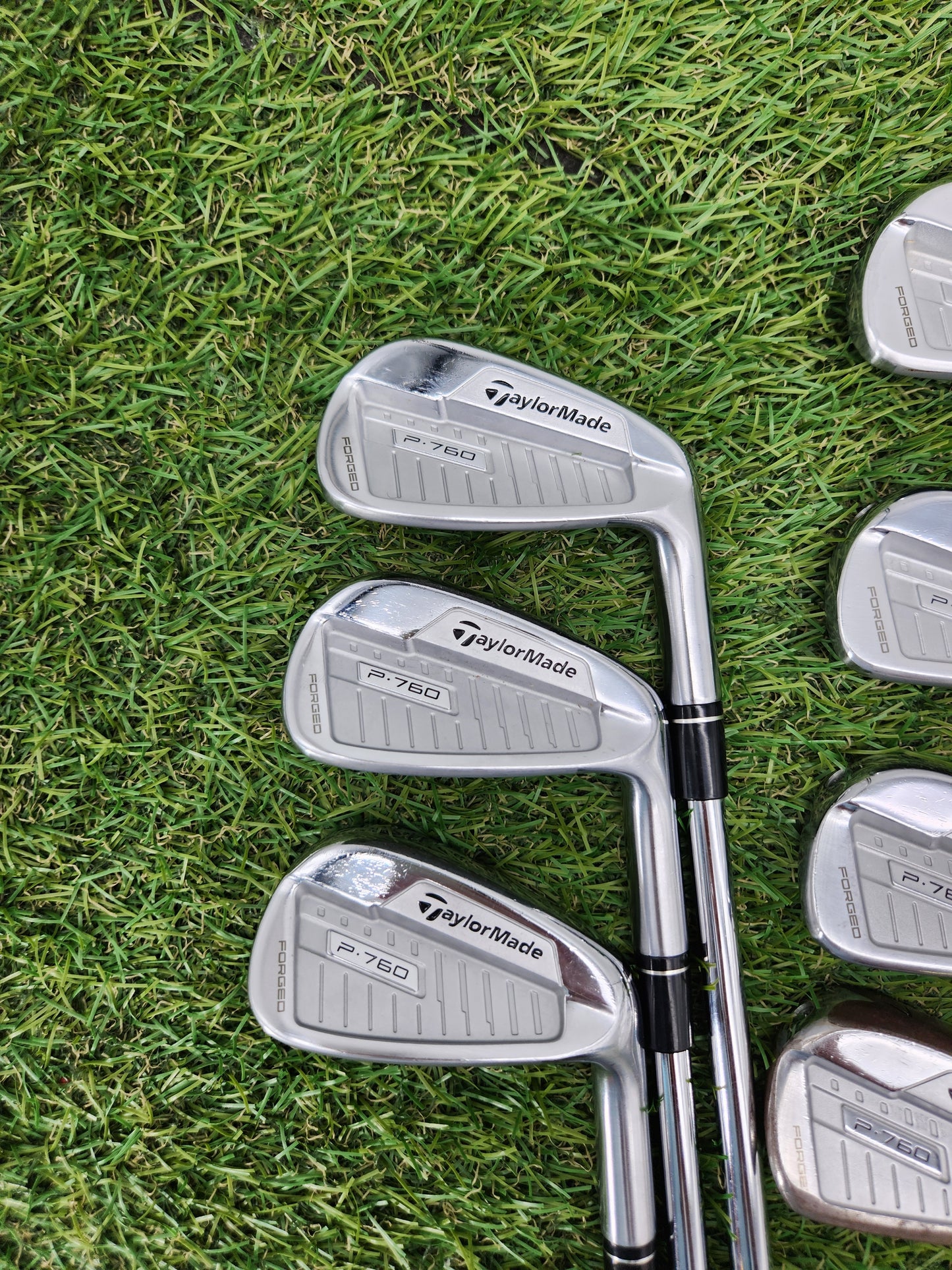 2019 TAYLORMADE P760 IRON SET 4-PW STIFF KBS TOUR GOOD