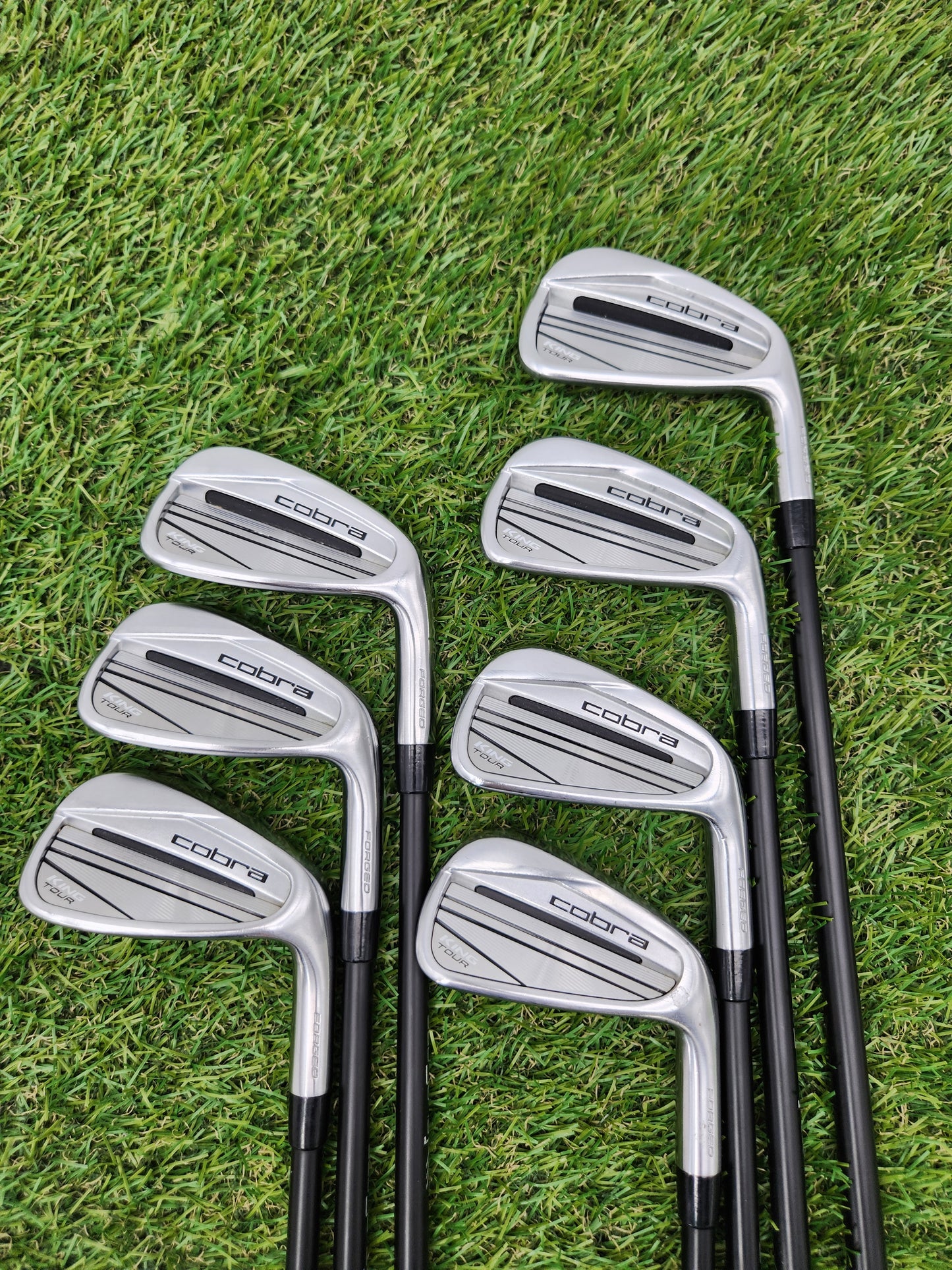 2023 COBRA KING TOUR IRON SET 4I-PW XSTIFF FUJIKURA AXIOM VELOCORE 125 VERYGOOD