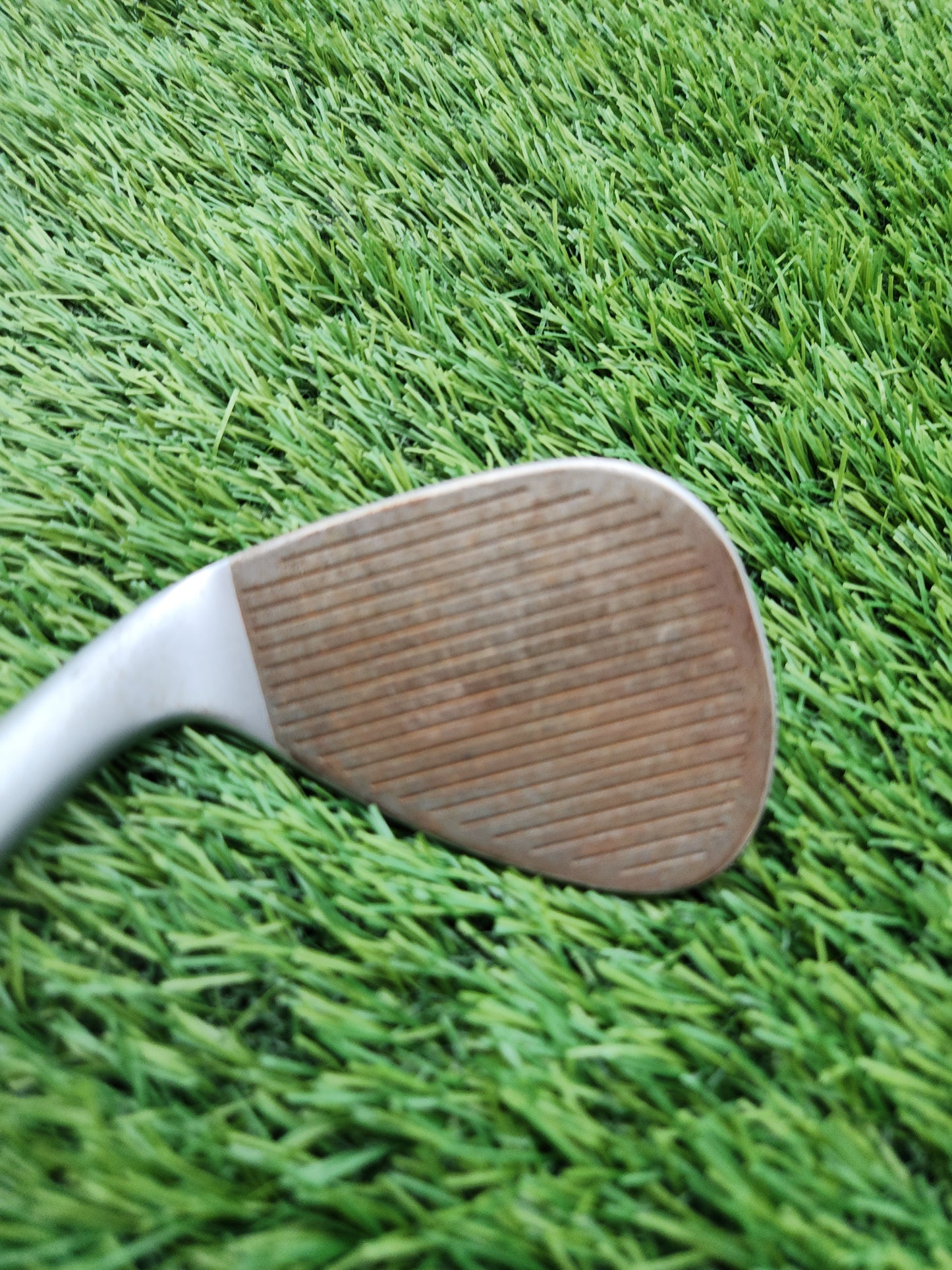 TAYLORMADE HITOE 3 WEDGE 54*/10 REG KBS HI REV 115 35" GOOD